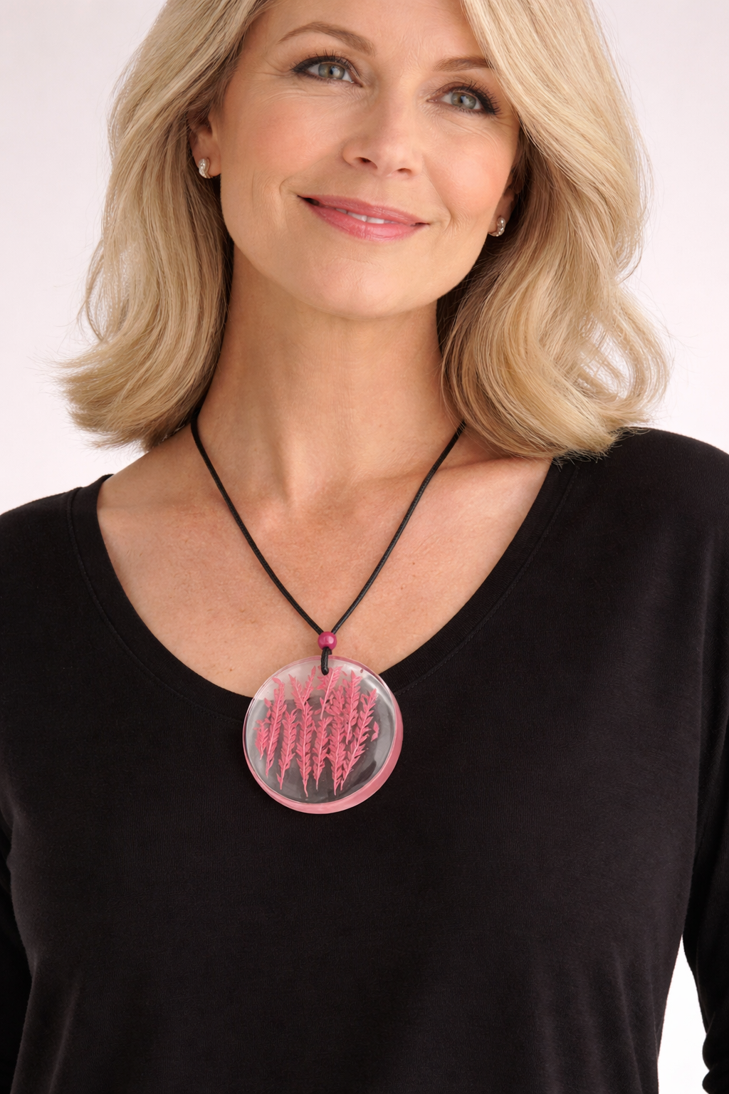Collier Ajustable Léger en résine sans Métal