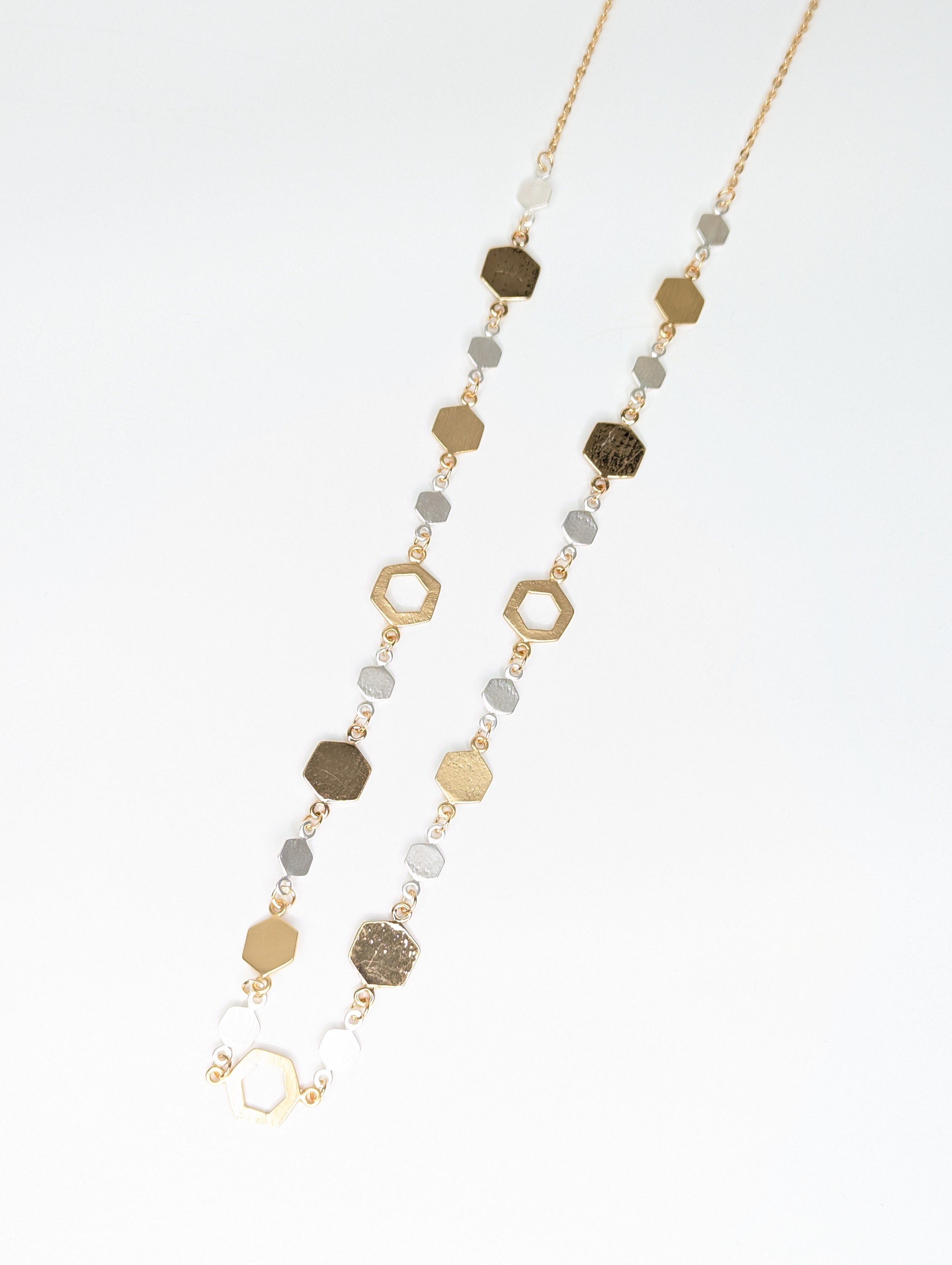 11353_Bijoux_Mi-Long_Or_et_Argent_Les_Nana_6aeb9984-6c23-4855-8b99-a5f50fa91545.jpg