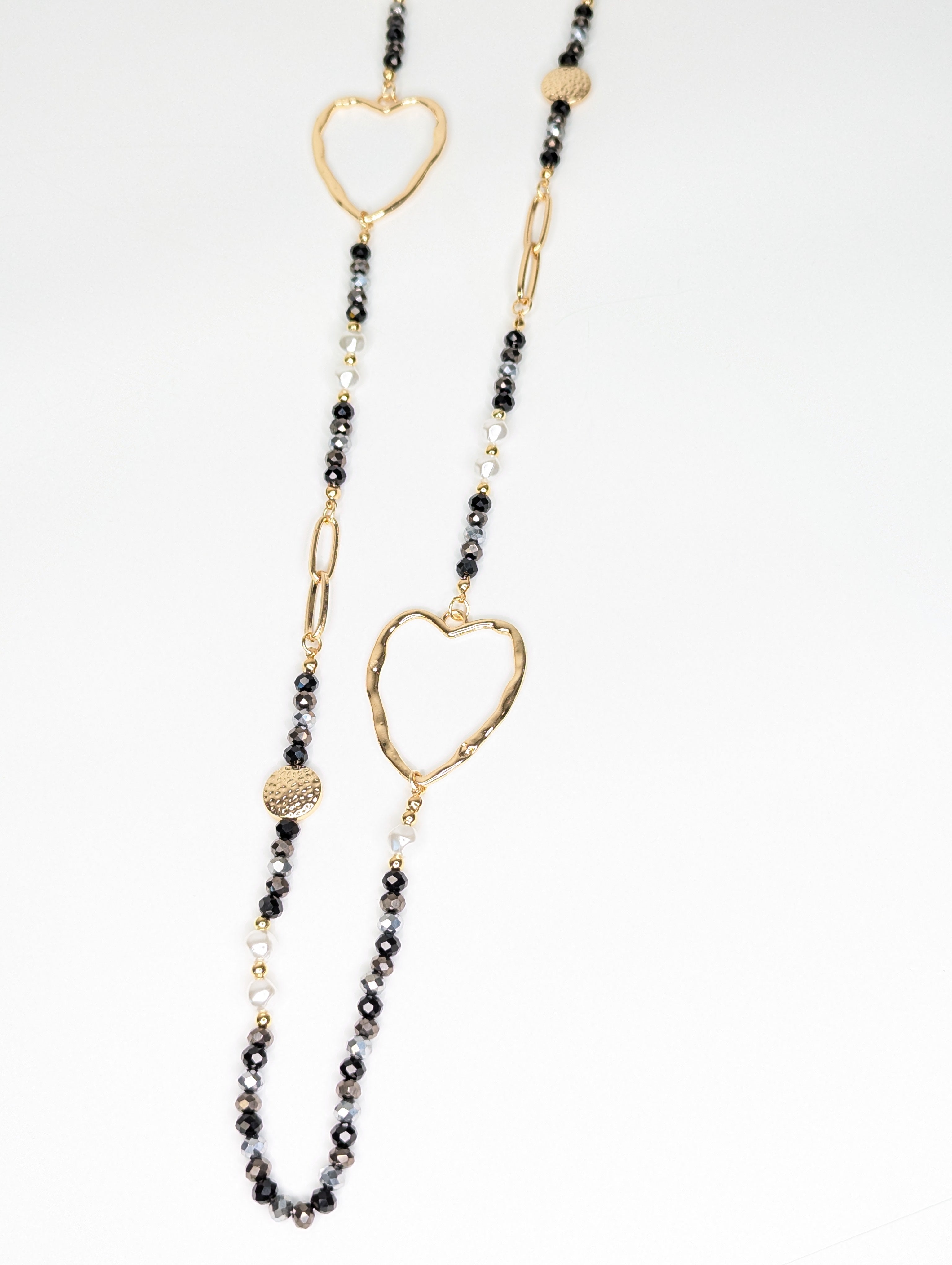 11620_Collier_Long_perles_Noir_Charcoal_et_coeurs_Dor_Les_Nana_961e6ab6-35ef-469d-96bf-3c13cf8a2b67.jpg