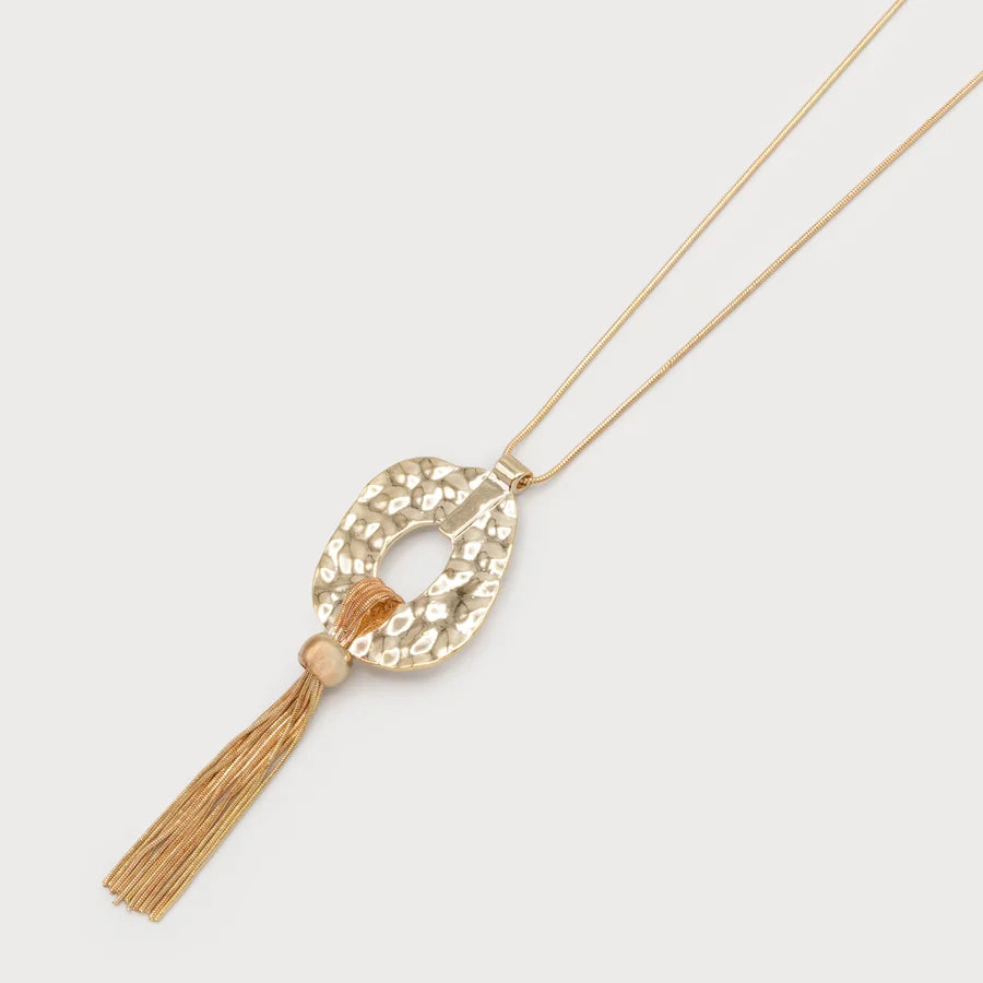 Collier à Pendentif Martelé et Pampille Doré Caracol, vue du produit