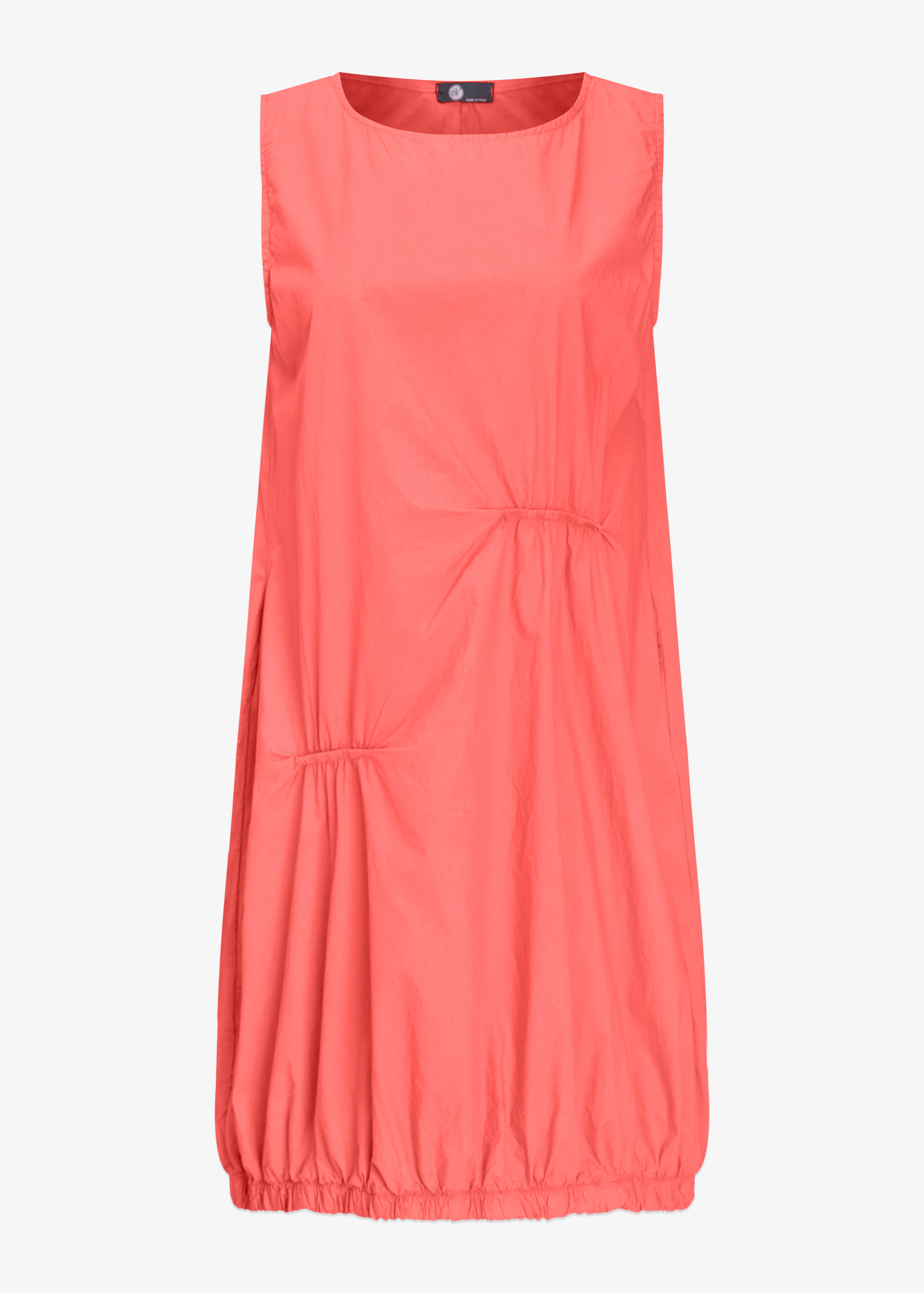 Robe légère ballon couleur corail coucher de soleil, style estival coloré et féminin.