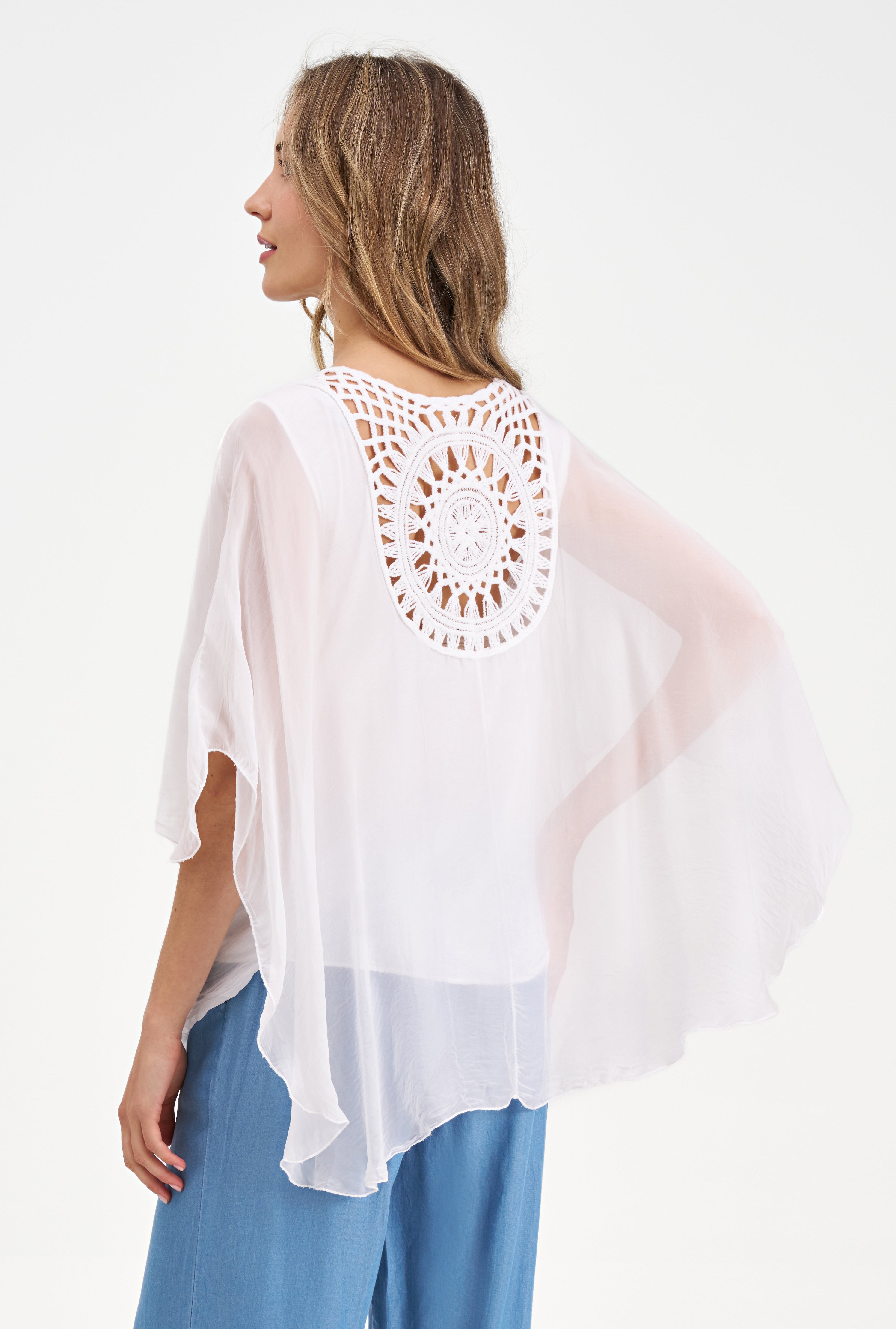 Haut en Soie Dos en Crochet