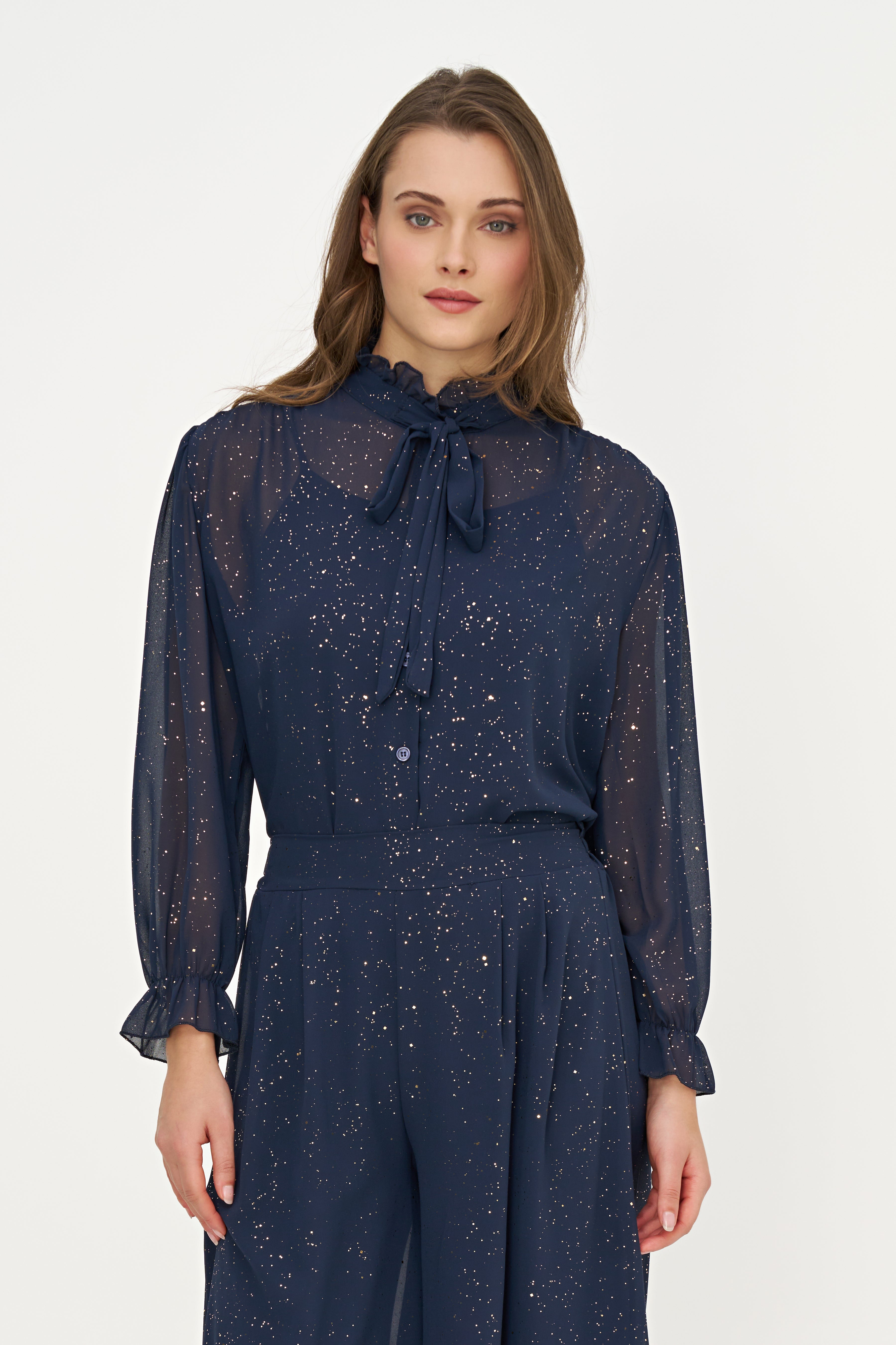 Blouse marine à boucle et reflets dorés, vue de face