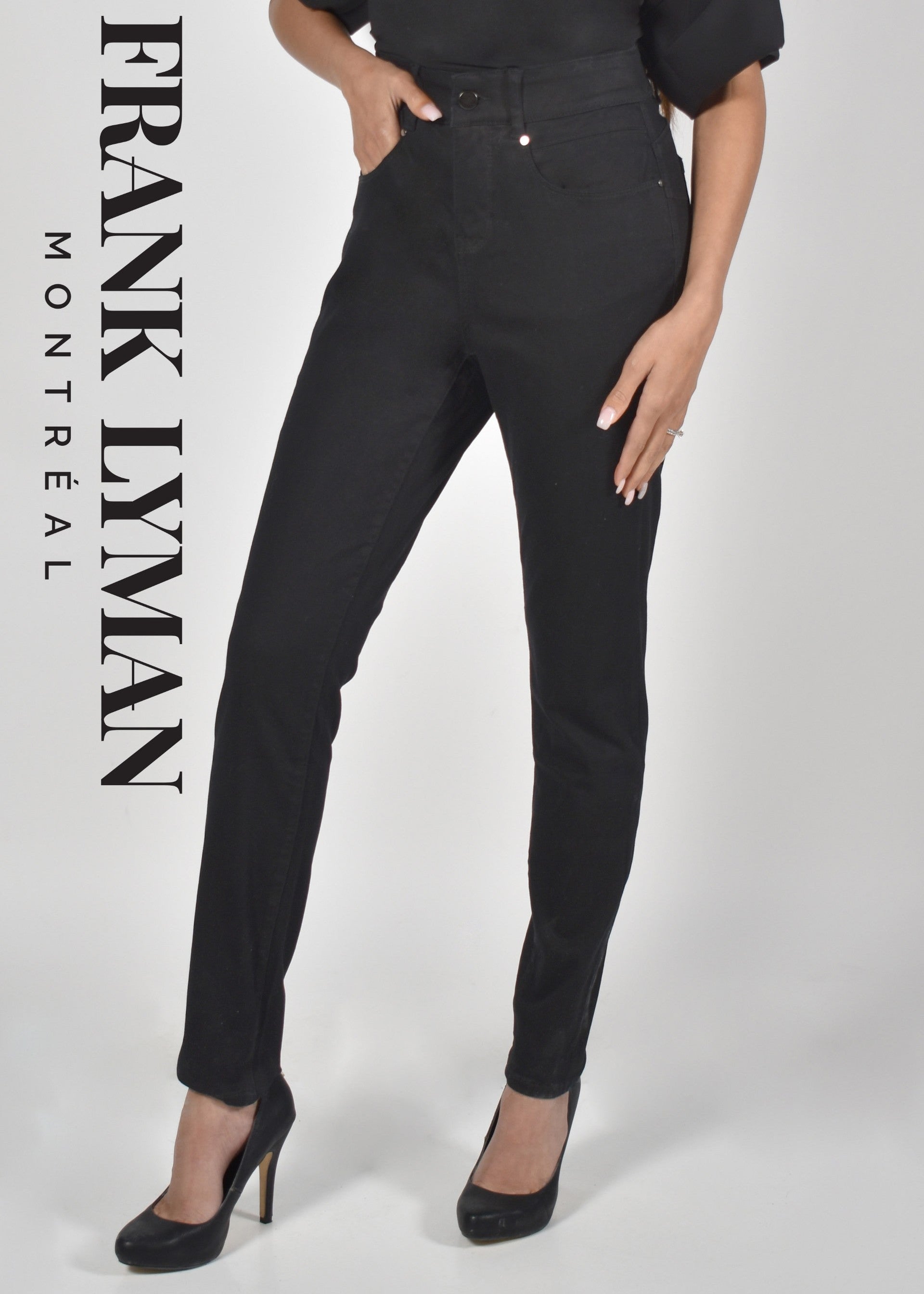 Jeans étroit noir pour femme, doté d'une technologie de contrôle de la taille pour optimiser la silhouette. Tissu extensible, fabriqué au Canada par Frank Lyman.