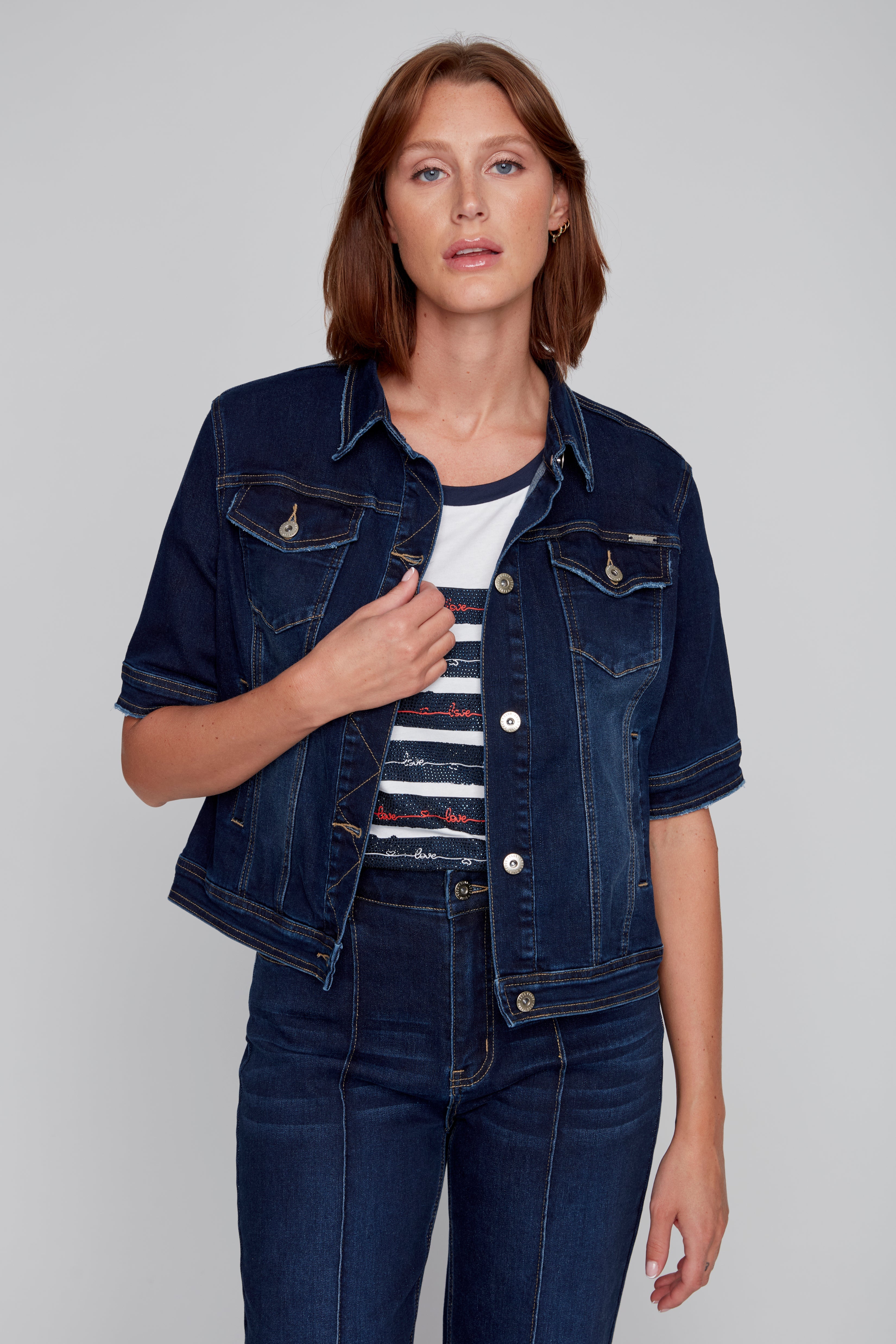 251-3025-MIDBLUE_Veston_en_Jeans_Manches_Courtes_CYC.jpg