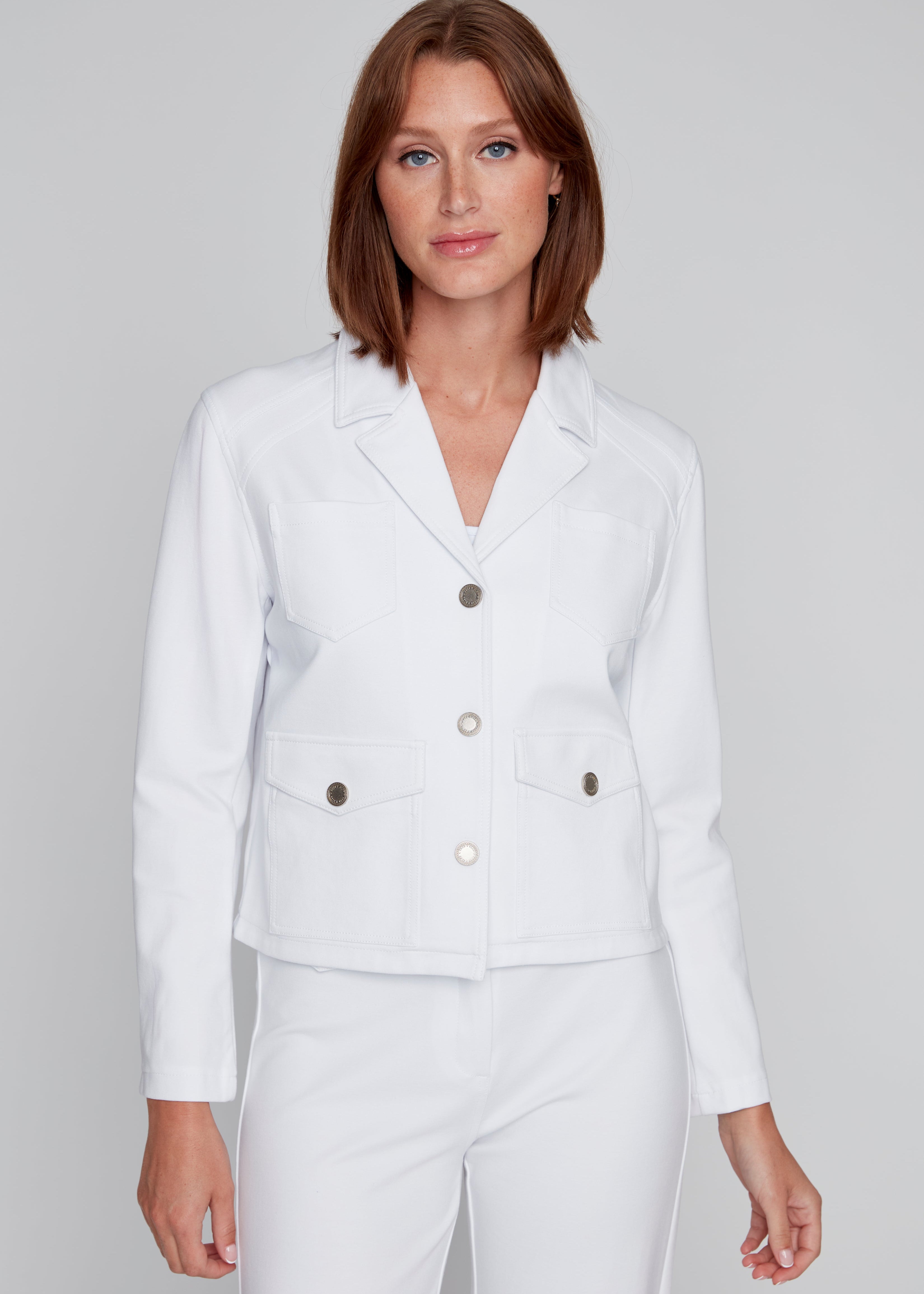 251-3031-WHITEVeston_Court_en_Tricot_cyc.jpg