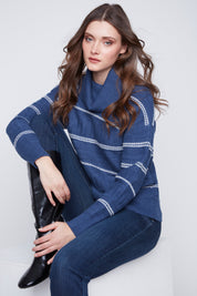 "Chandail en tricot à rayures bleu marine et blanc/crème pour femme, en mélange de Viscose, Polyester et Nylon. Marque Coco Y Club."