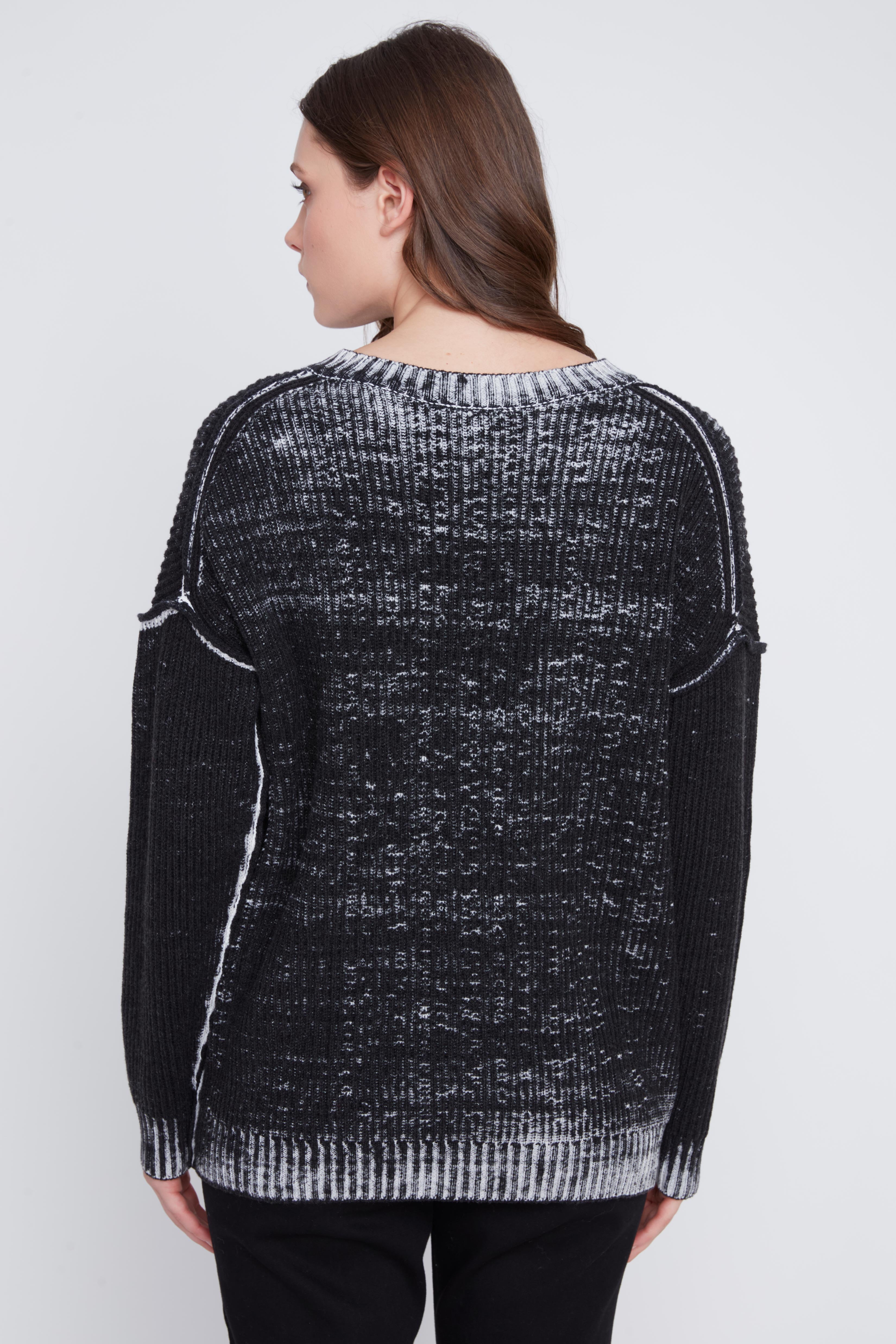 Chandail Tricot Col en V Effet Délavé