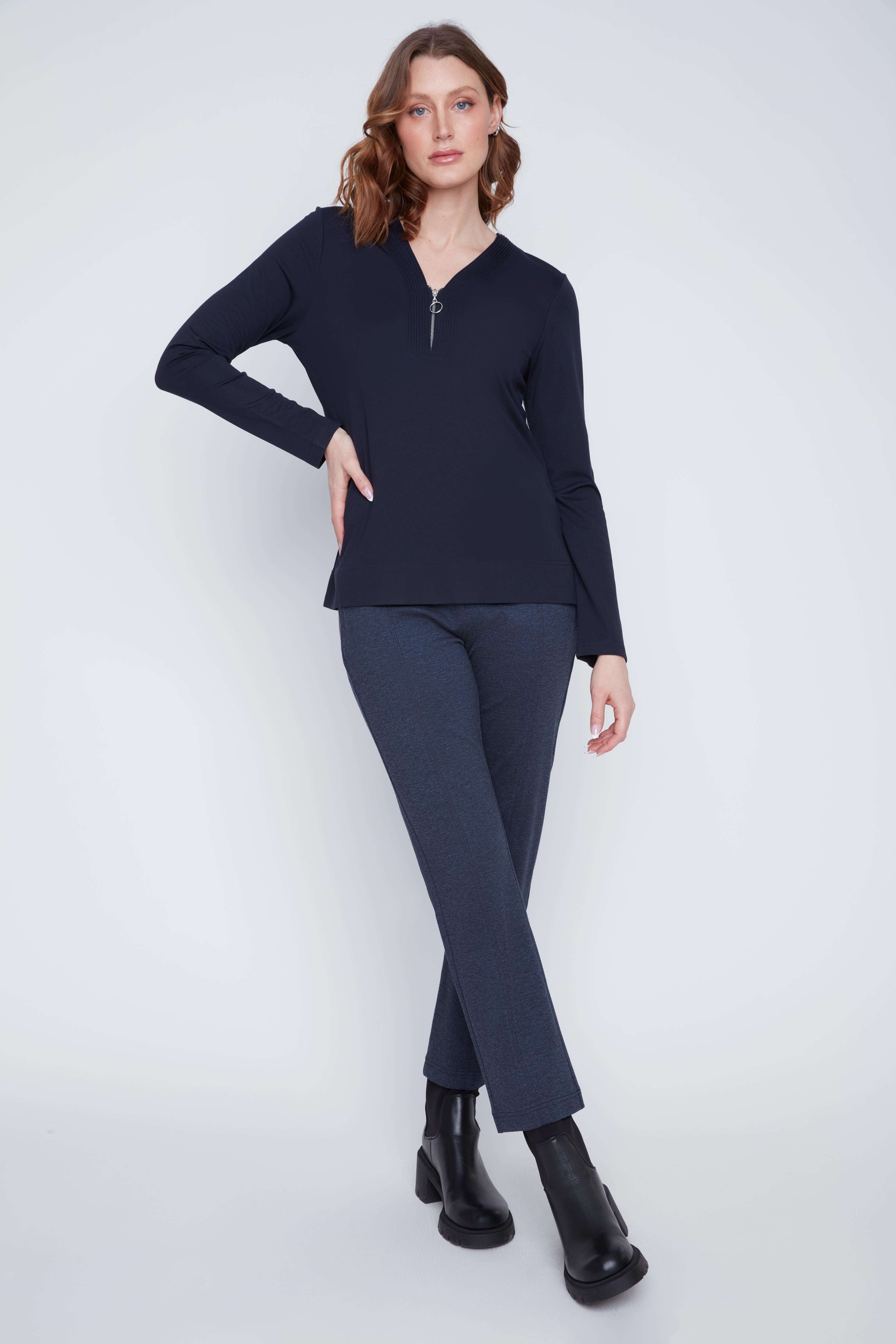 Chandail manches longues Cyc Coco Y Club, avec un zip au col. Idéal pour être porté sous un manteau, disponible en ivoire, marine ou noir.