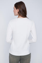 Chandail manches longues Cyc Coco Y Club, avec un zip au col. Idéal pour être porté sous un manteau, disponible en ivoire, marine ou noir.
