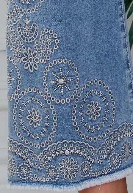 Jeans Délavé Broderies au bas Longueur Cheville