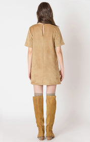 Robe droite en suède