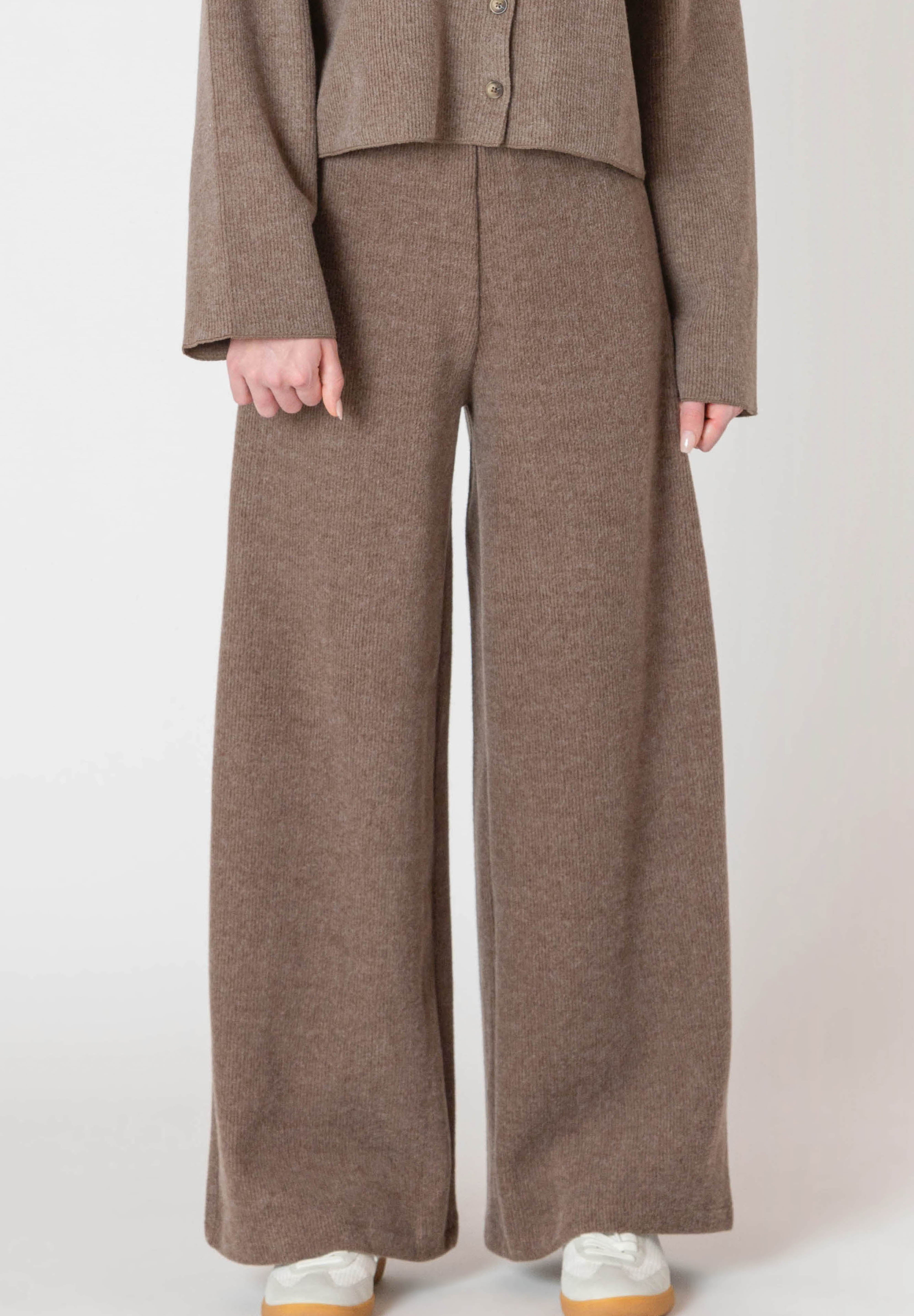 Pantalon Côtelé à Jambe Large