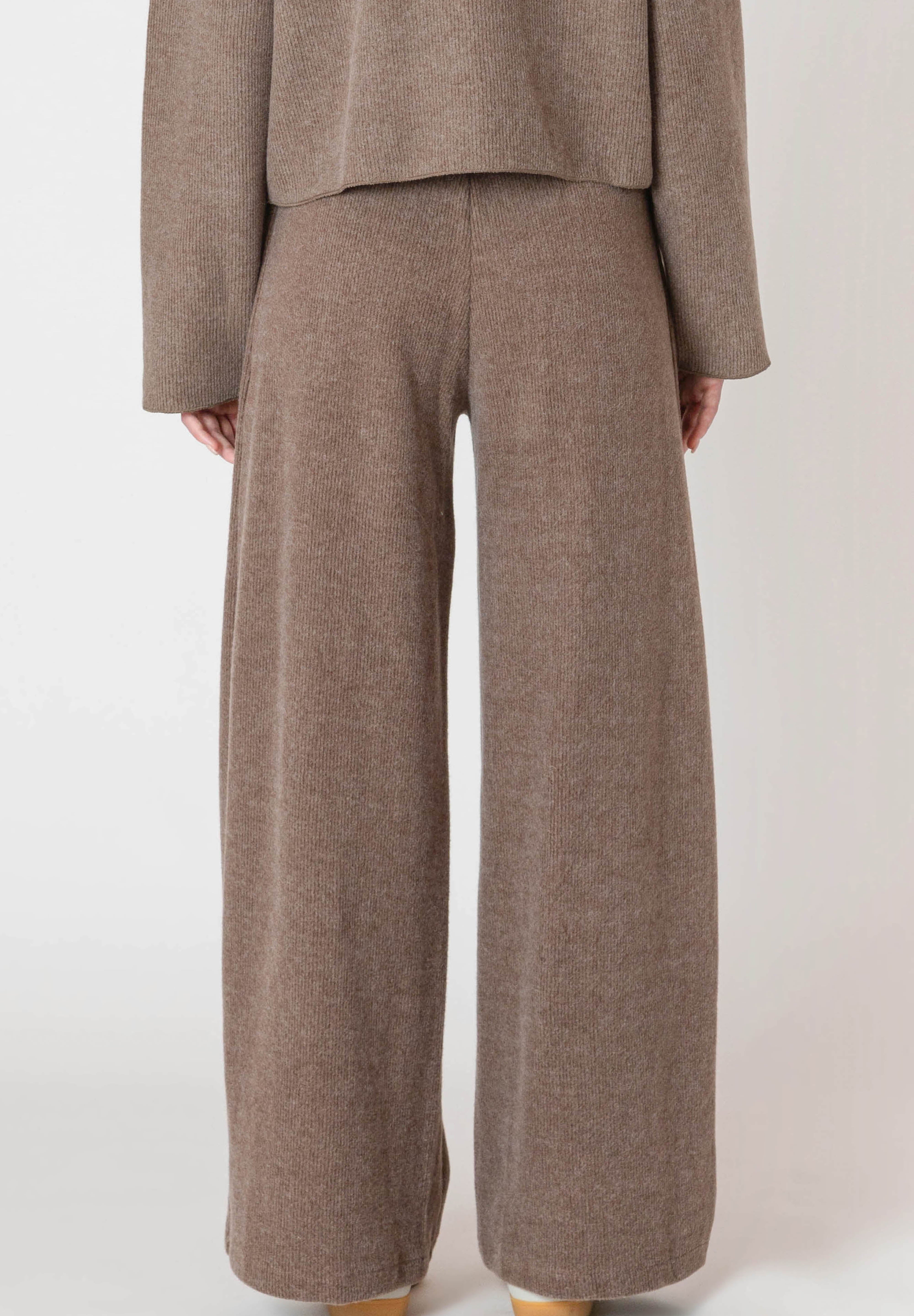 Pantalon Côtelé à Jambe Large