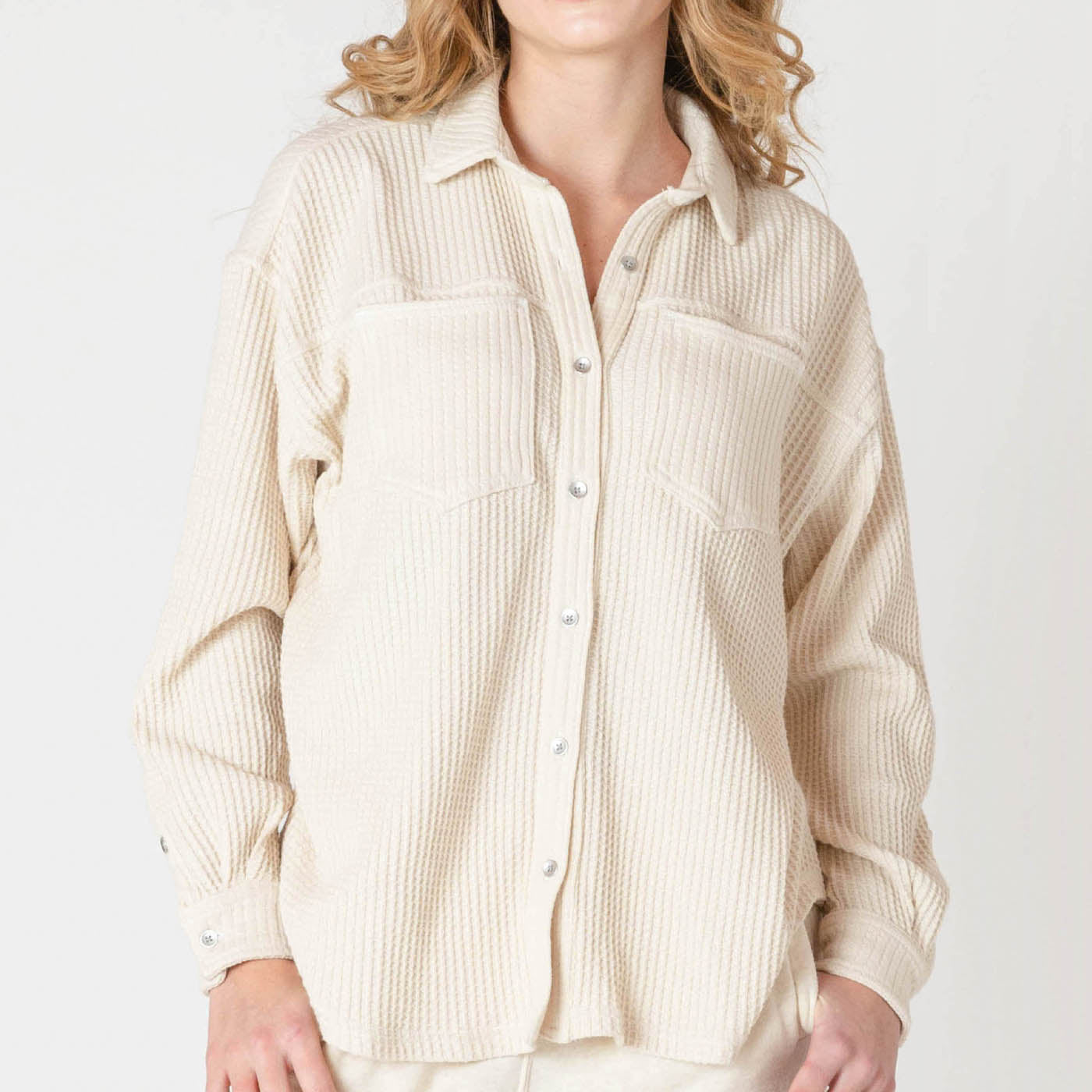 "Veste décontractée en tricot thermique à fermeture éclair, couleur crème douce (Pâte à Gâteau). Composition 60% Coton, 40% Polyester. Marque room34."