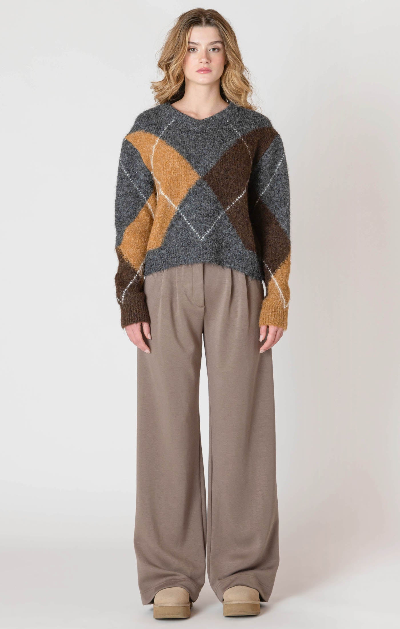 Chandail Tricot Motifs à Carreaux Col en V