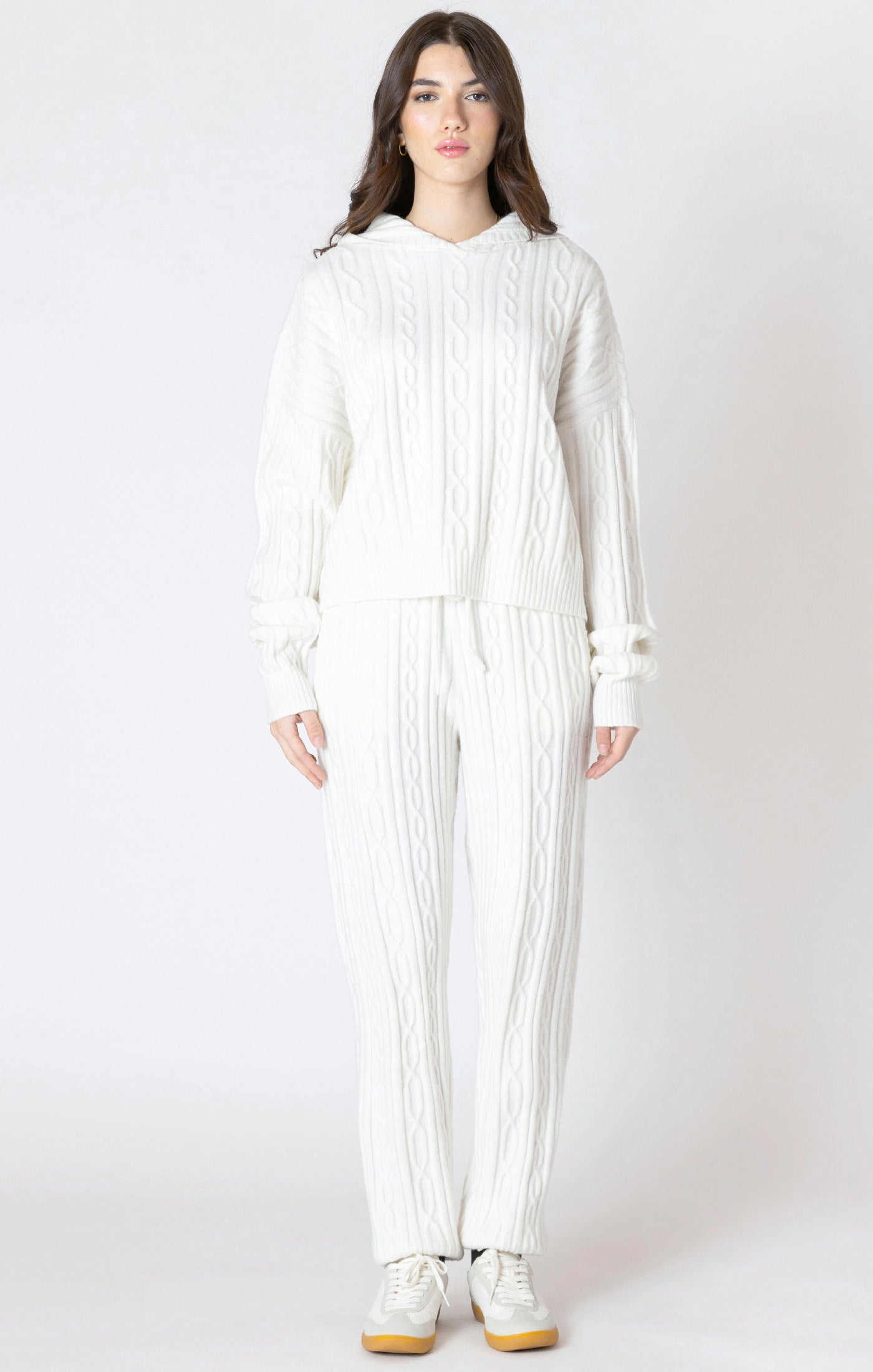 Chandail à Capuchon en Tricot