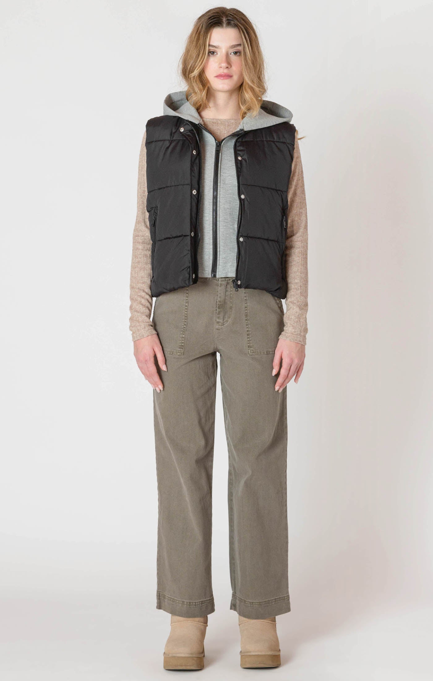 Veste Courte Matelassée avec Capuchon