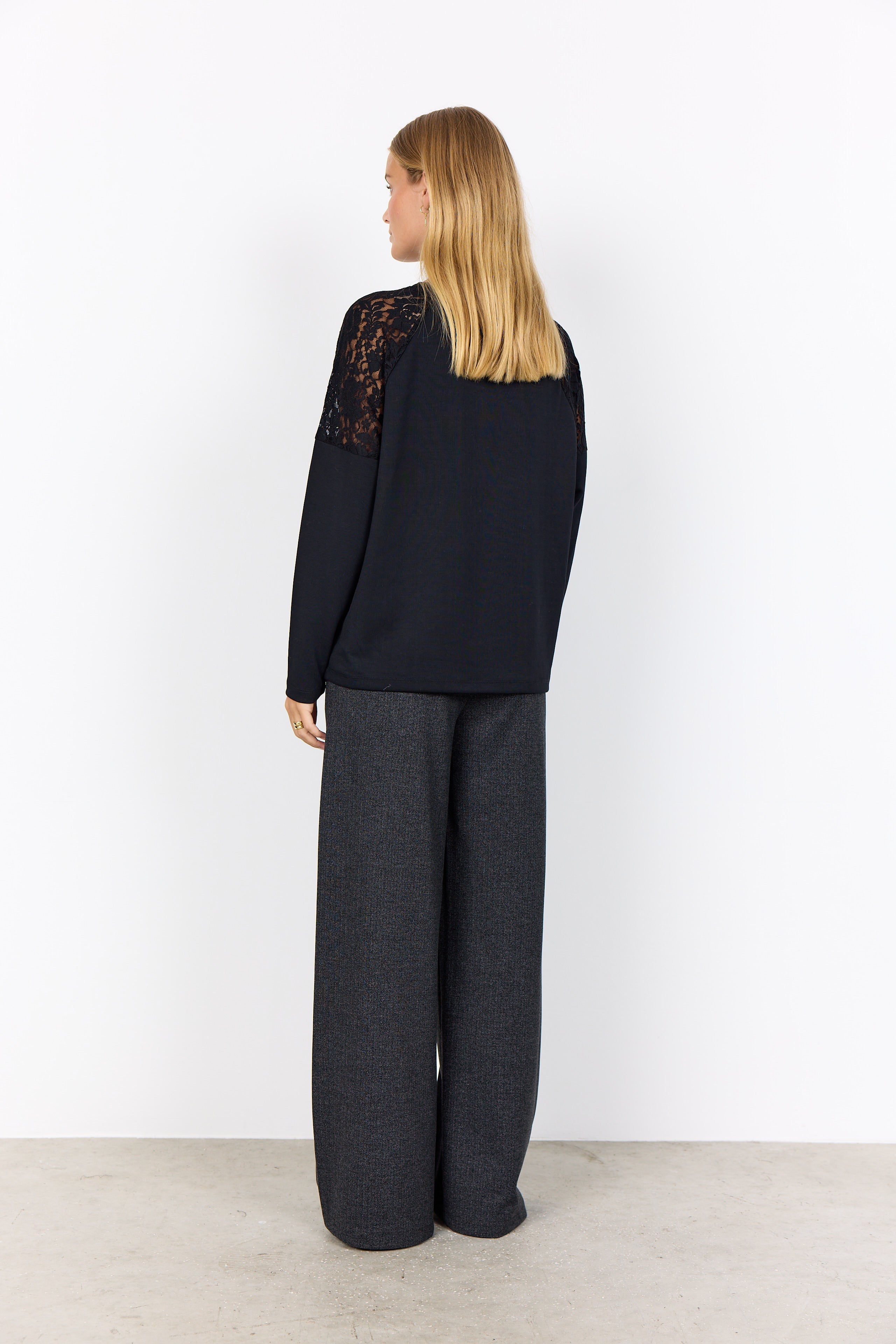 Chandail Coton Modal Doux avec Dentelle