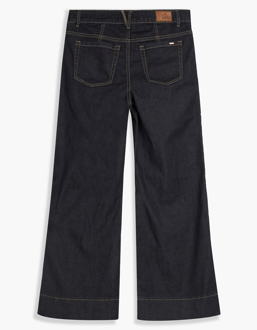Jeans marine foncé à jambe large écourtée avec poches plaquées et foulard assorti