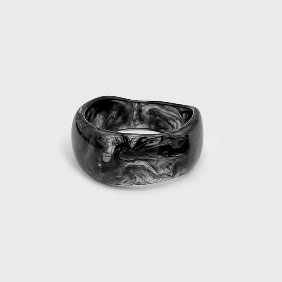 Bracelet Rigide en Résine Noir Caracol, vue du produit