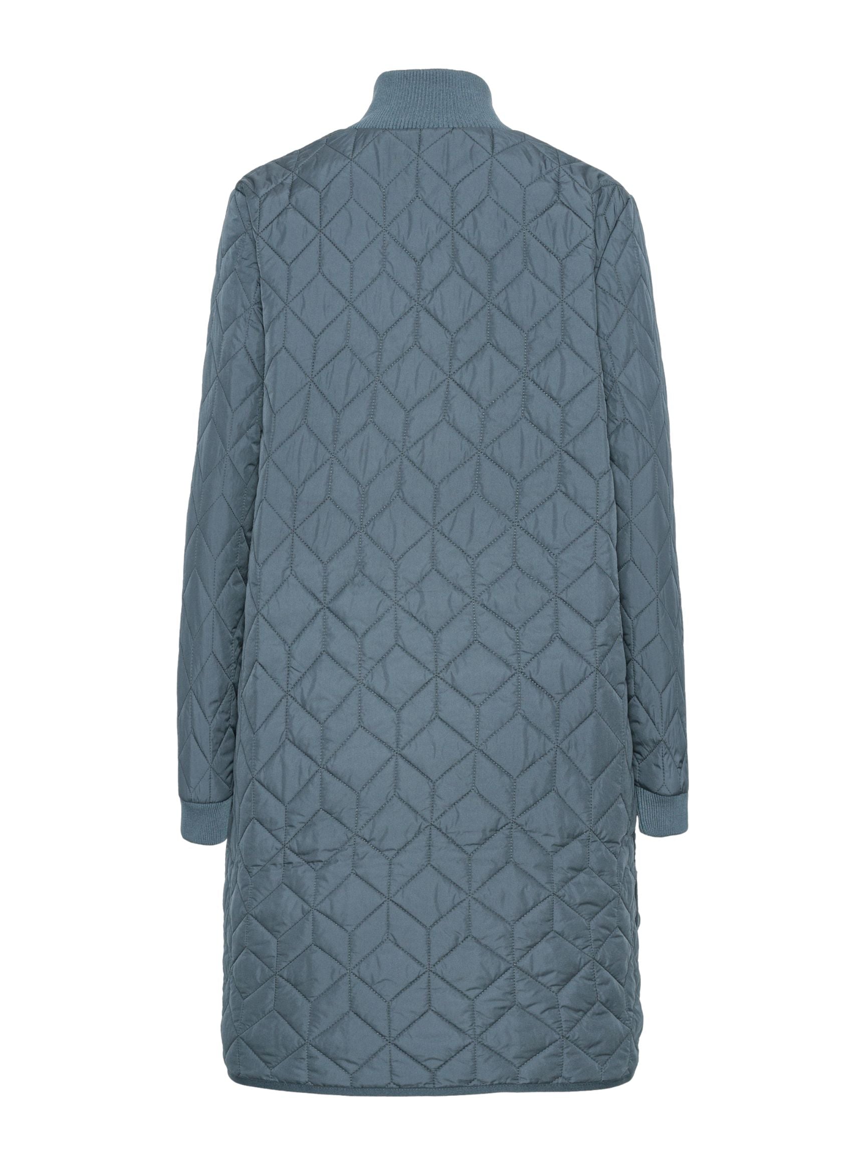 Manteau matelassé long ILSE JACOBSEN HORNBÆK de couleur unie, avec col montant côtelé, poches latérales et fermeture éclair bidirectionnelle.