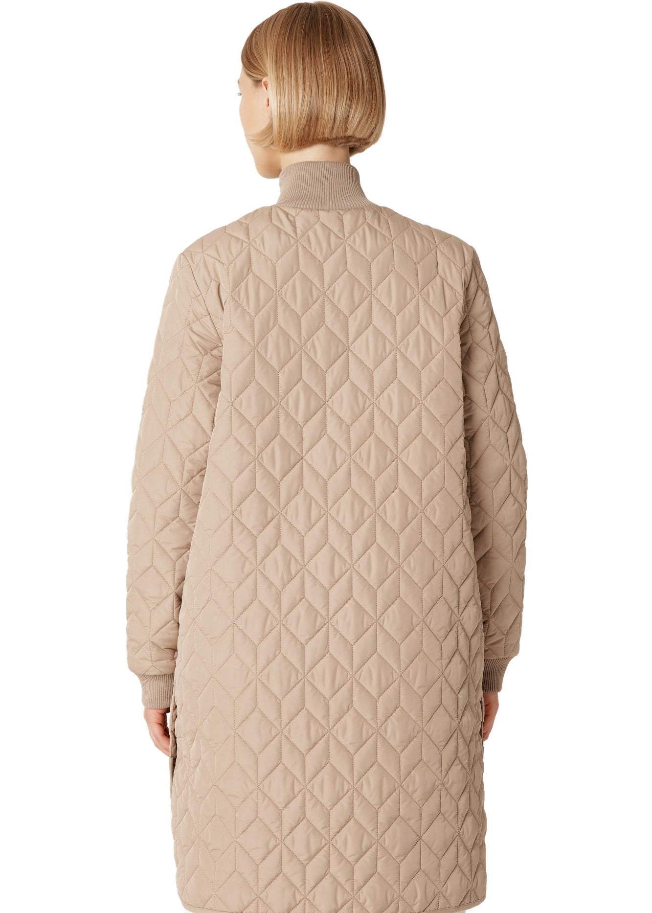 Manteau long matelassé beige blé à motif géométrique Ilse Jacobsen