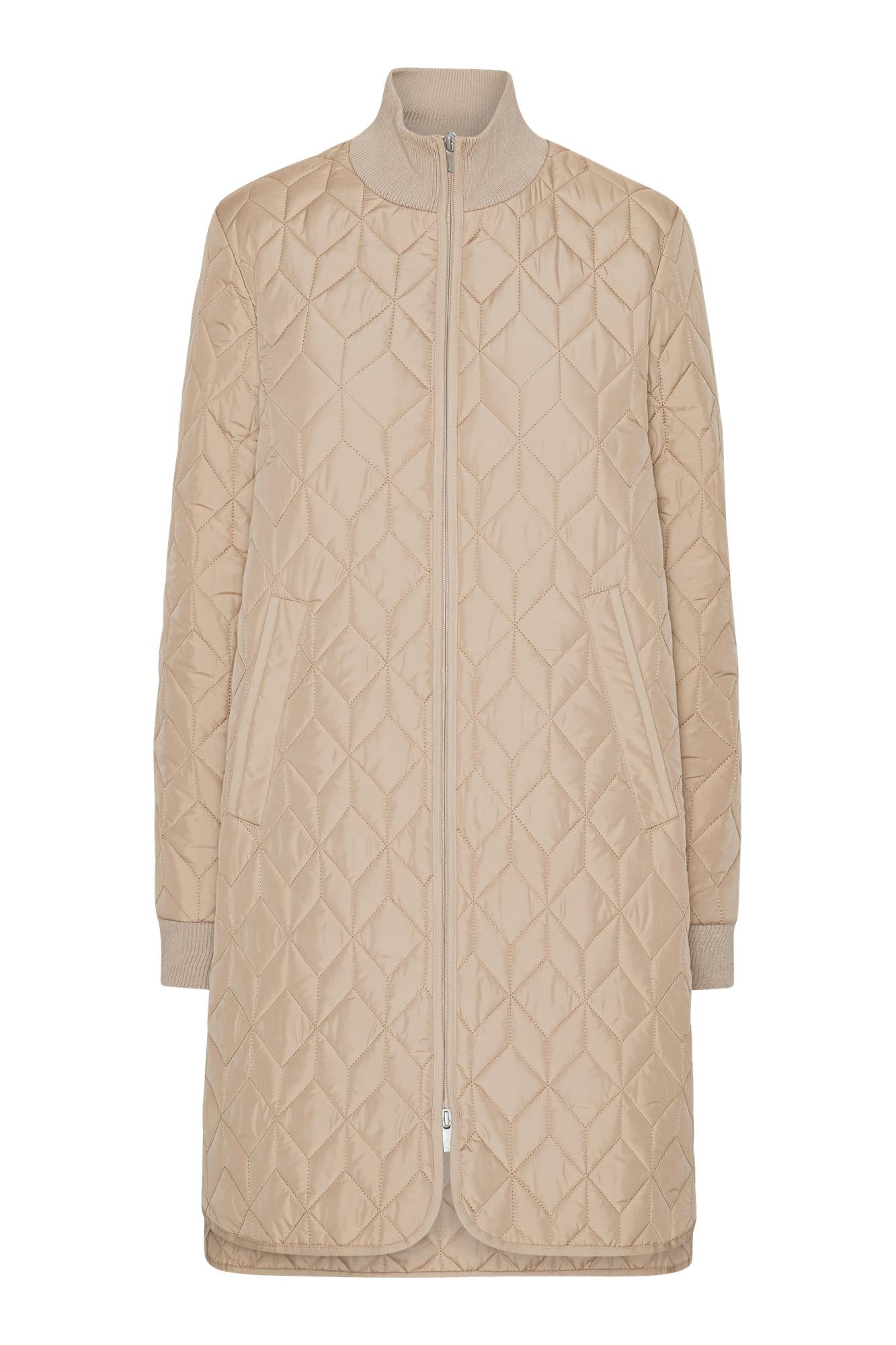 Manteau long matelassé beige blé à motif géométrique Ilse Jacobsen