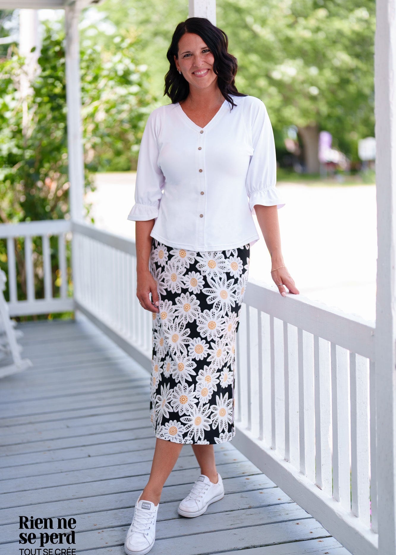 Blouse-tonique-blanc-jupe-fiesta-marguerites-blanc_b7dfd165-8149-4c14-8382-04d12f255ef6.jpg