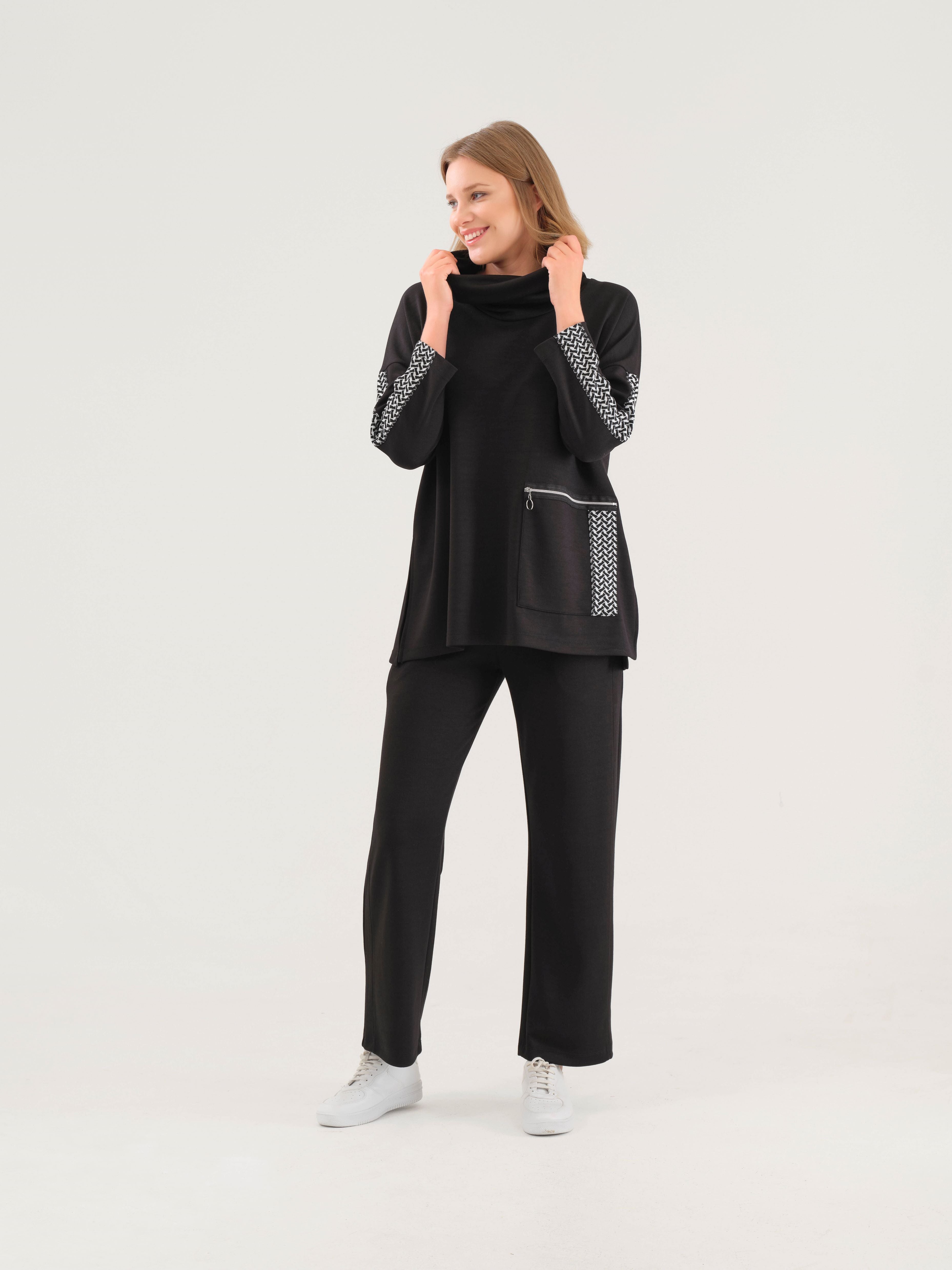 Bold-_-Black-75112-75176-1-Dolcezza-FALL25_tunique-oversize-noire-dolcezza-bandes-imprimees-modal-femme-confort_275b59dc-5d78-4c10-a536-5e57ef520fa8.jpg