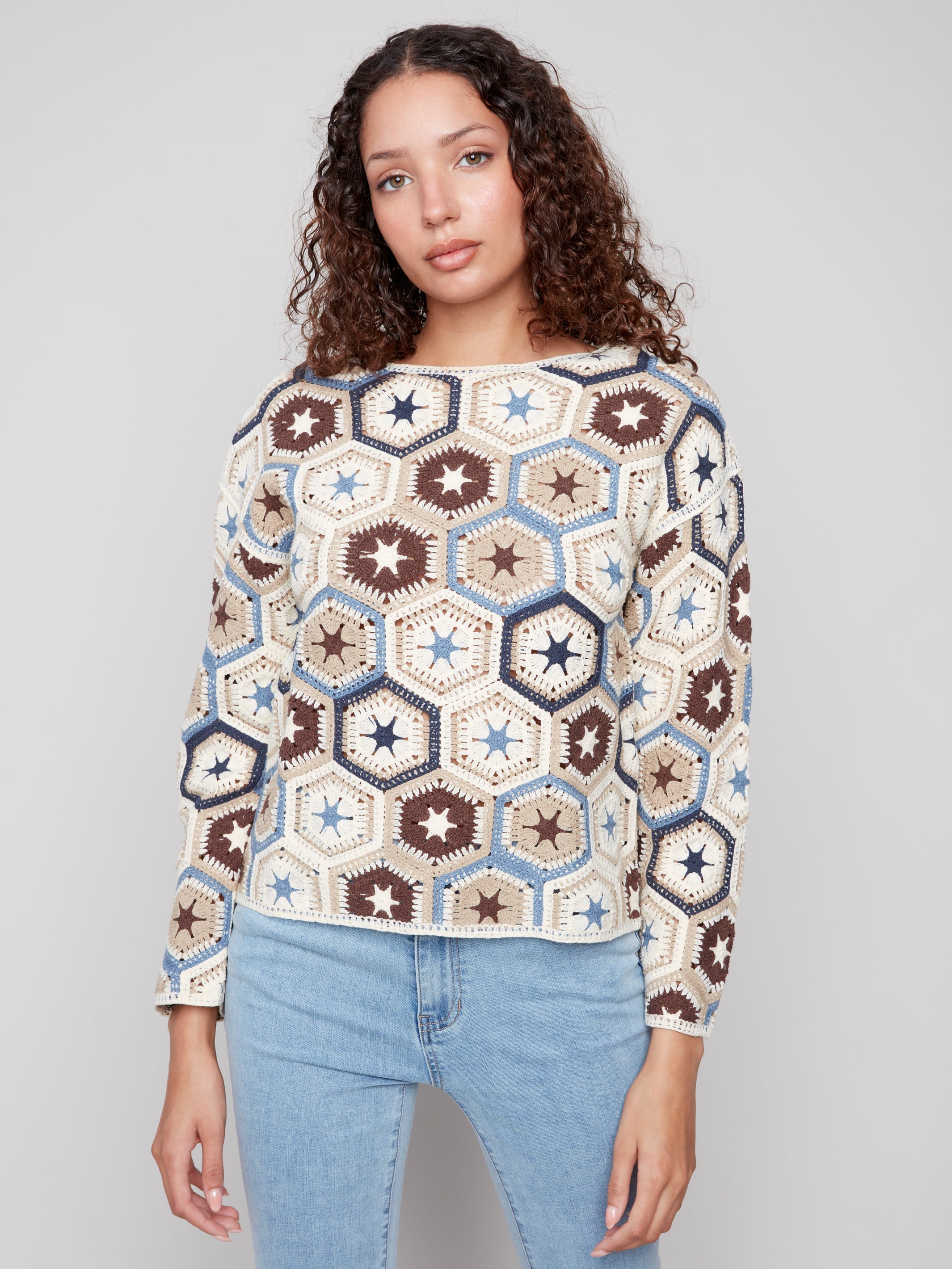 C4633P_429C_P908_1_chandail-crochet-hexagones-multicolore-bordures-creme-charlie-b_bleu_brun_beige_81912f44-bb1d-4eef-add2-ff16c1425e32.jpg