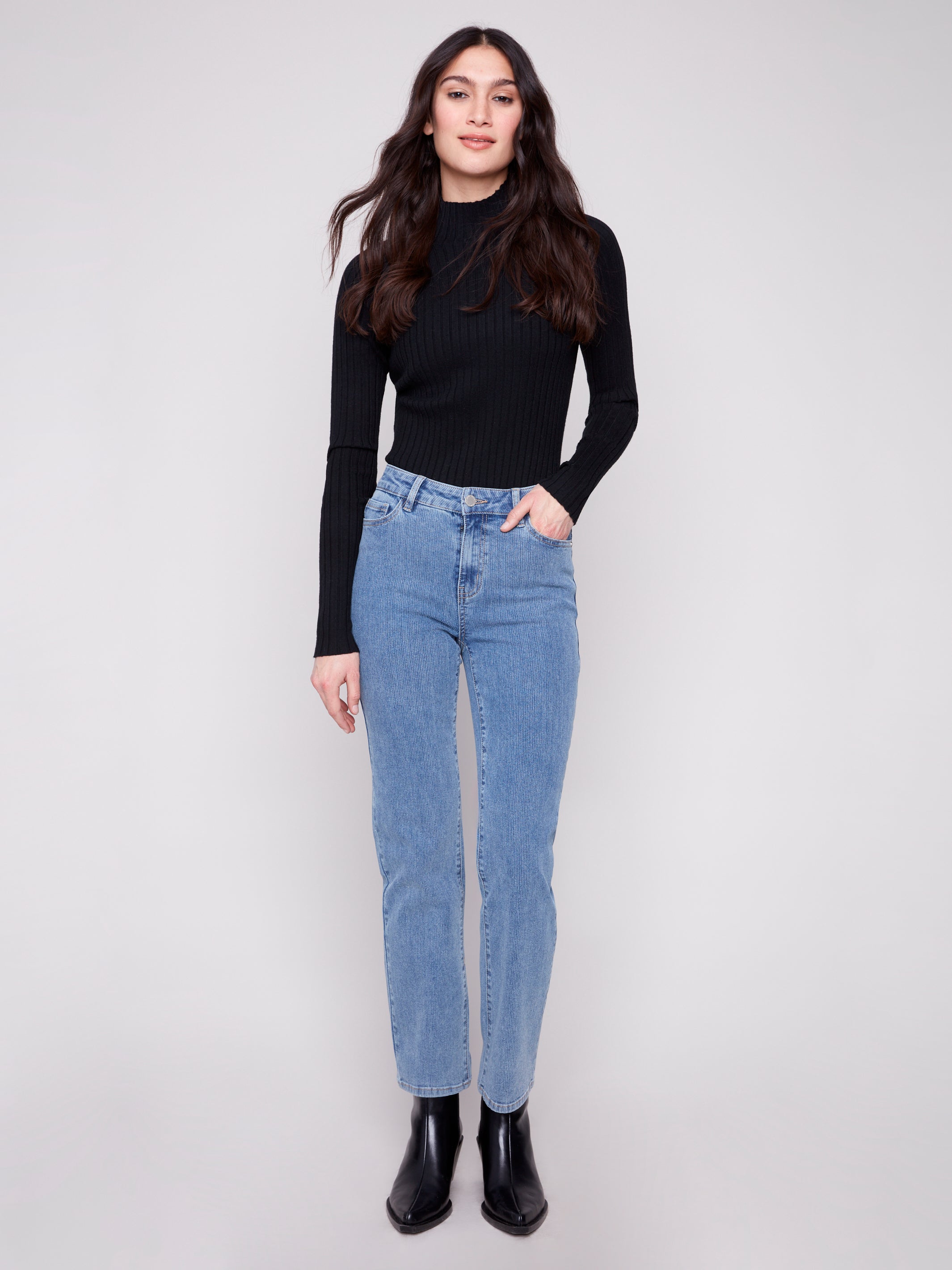 C5564R_588B_006_1_jeans-effet-corduroy-denim-delave-jambe-droite-charlie-b_velour_cotele_5b164100-e0e8-4168-b618-a0c3669e0582.jpg