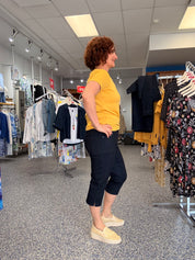 Capri Sans  Zip