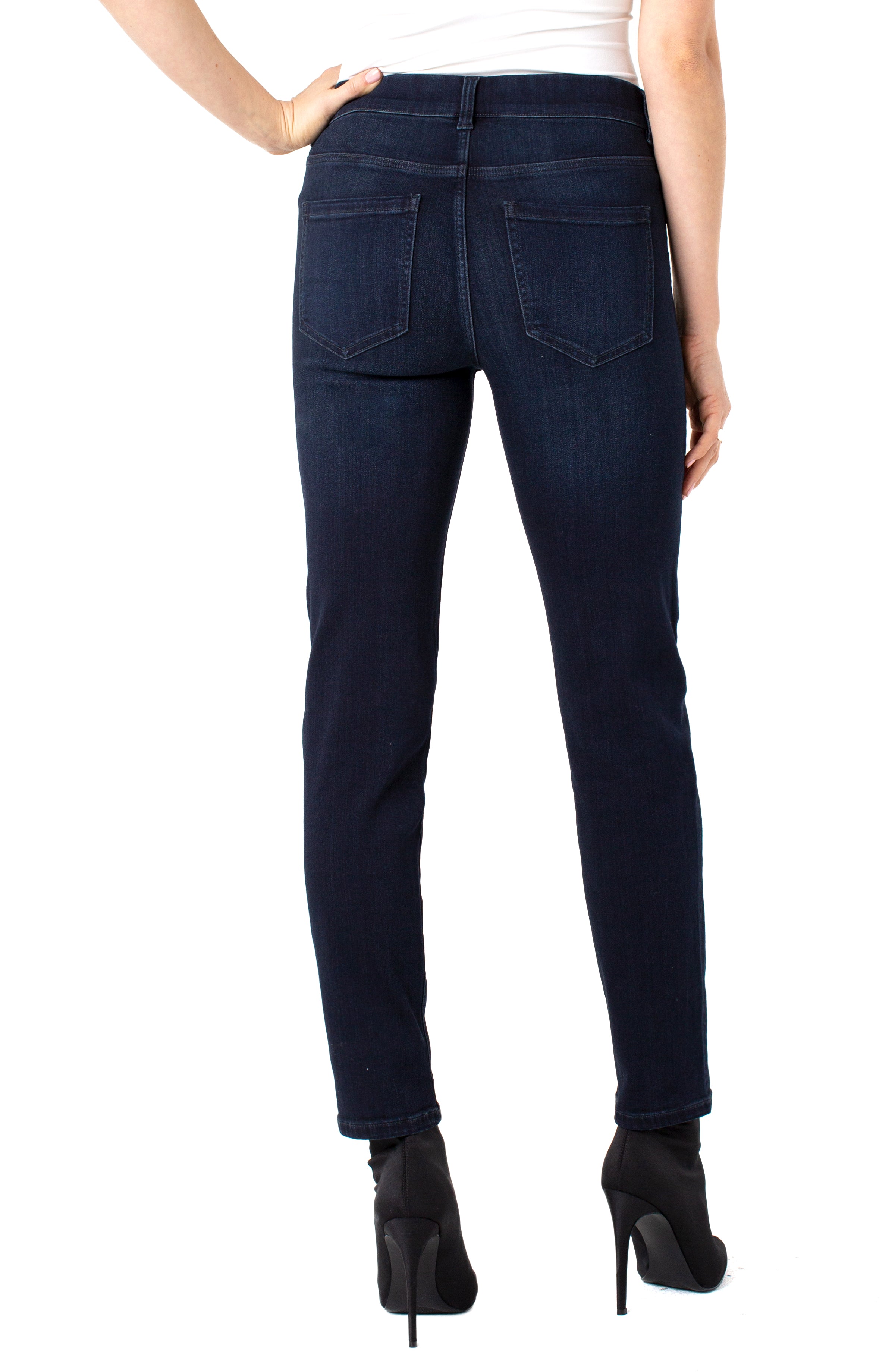 Jeans droit sans Fermeture Eclair