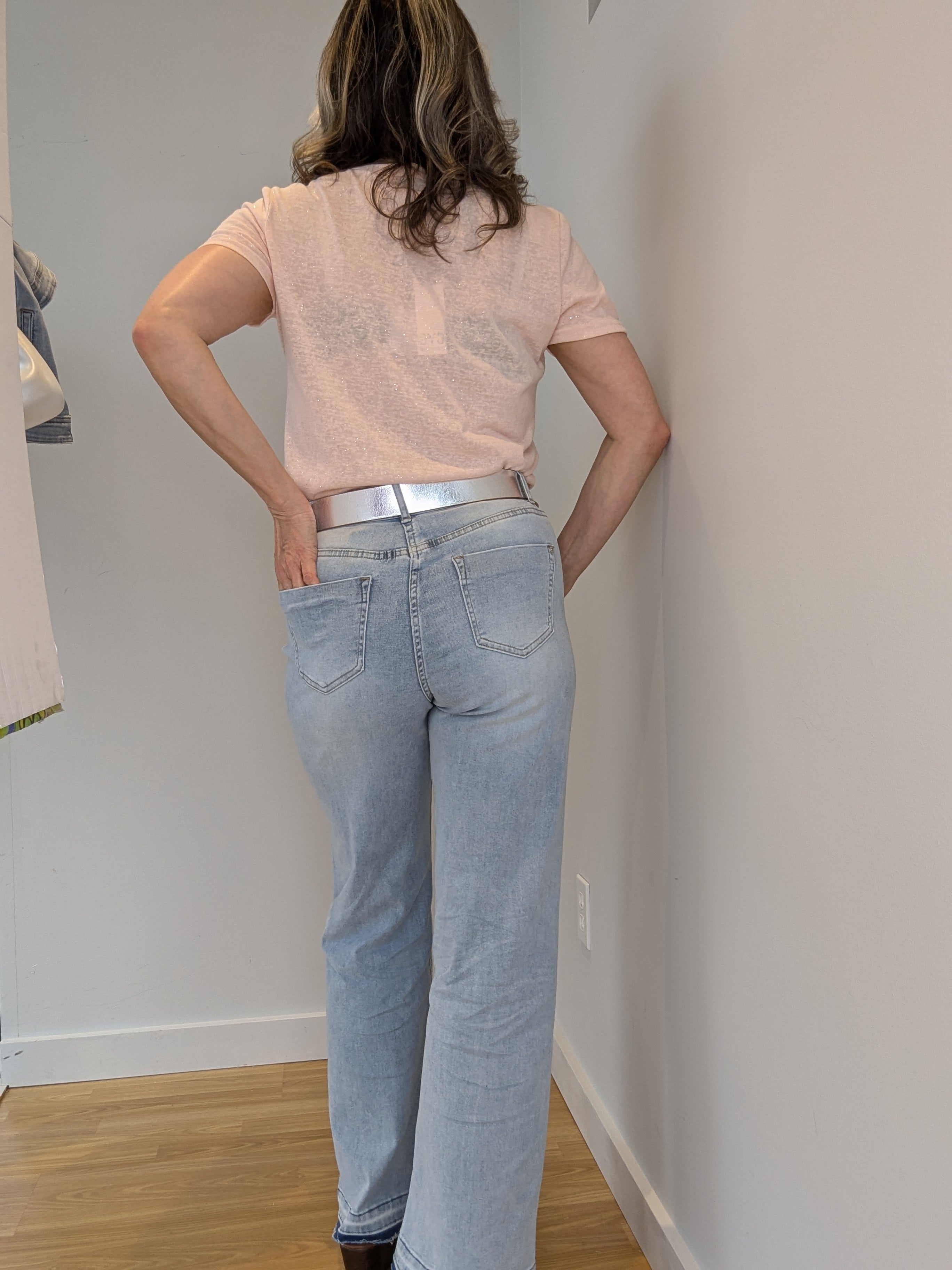 Jeans Bootcut Évasé Couture à l'Avant