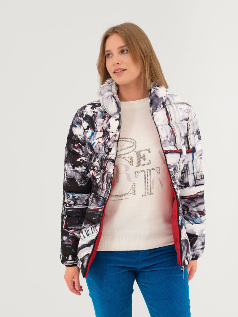 Manteau court Dolcezza avec impression artistique de l'artiste Allayn Stevens. Vêtement d'extérieur 100% Polyester intérieur et extérieur.