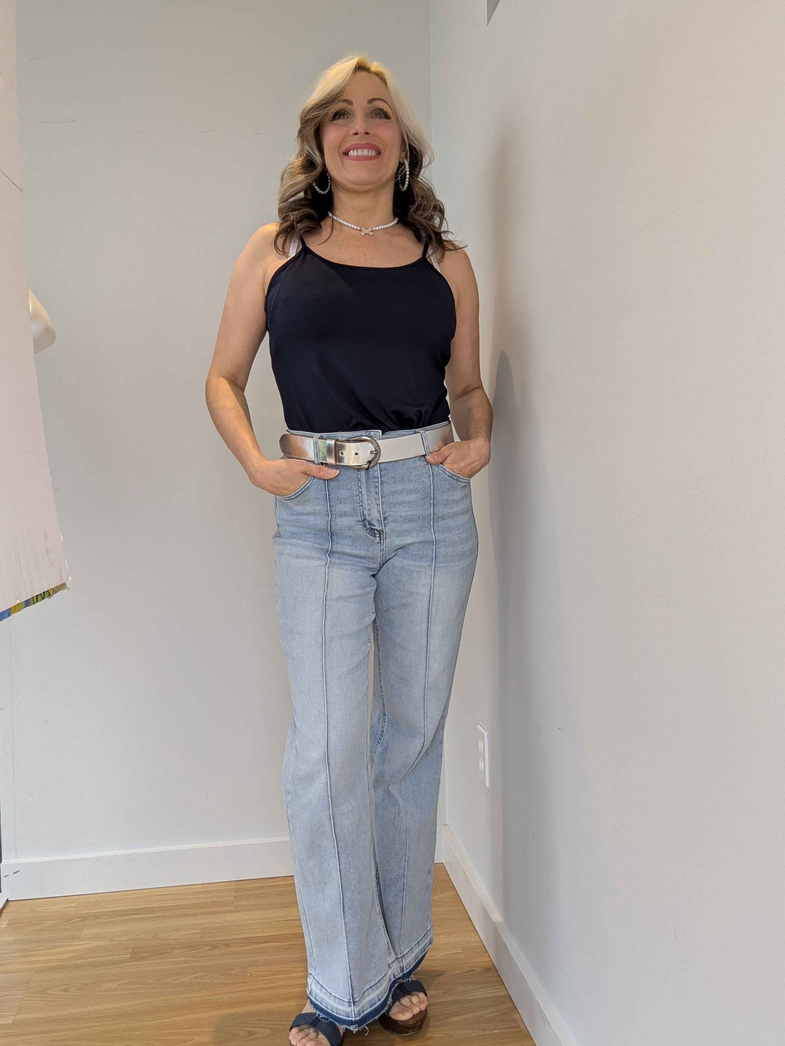 Jeans Bootcut Évasé Couture à l'Avant