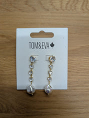 Boucles d'Oreilles Pendantes avecStrauss et Perle d'eaux douce Or