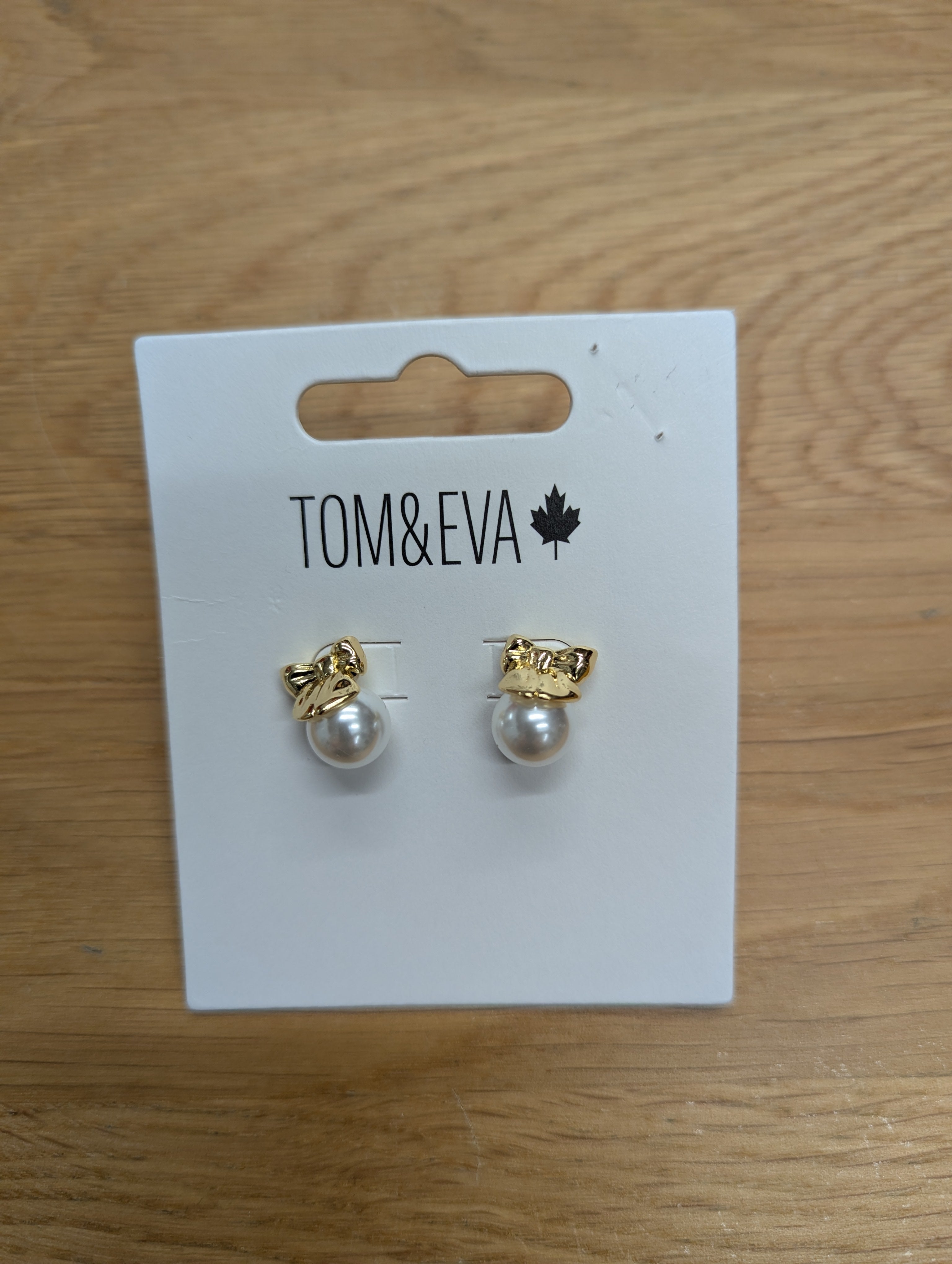 Boucles d'Oreilles Perle avec Boucle Dorée