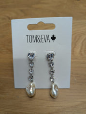 Boucles d'Oreilles Pendantes avec Strauss et Perle d'eaux douce Argent