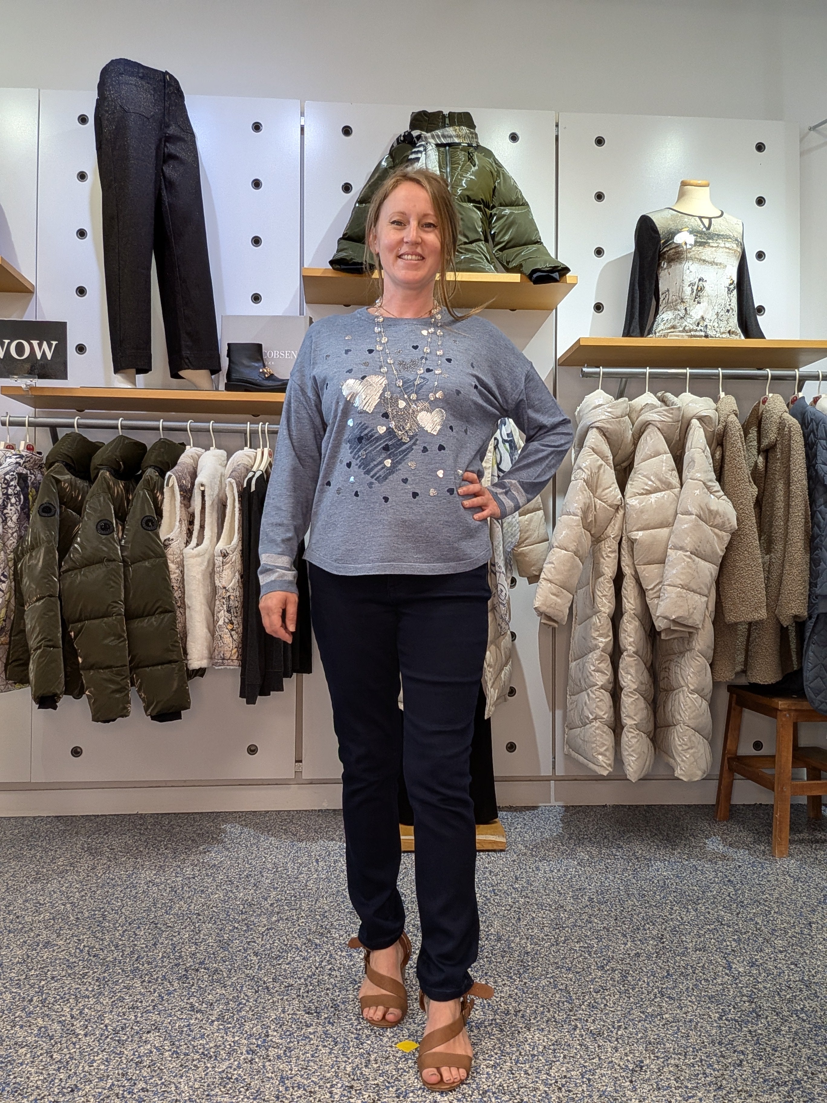 Chandail en Tricot Bleu Denim à Imprimé Cœurs Argentés