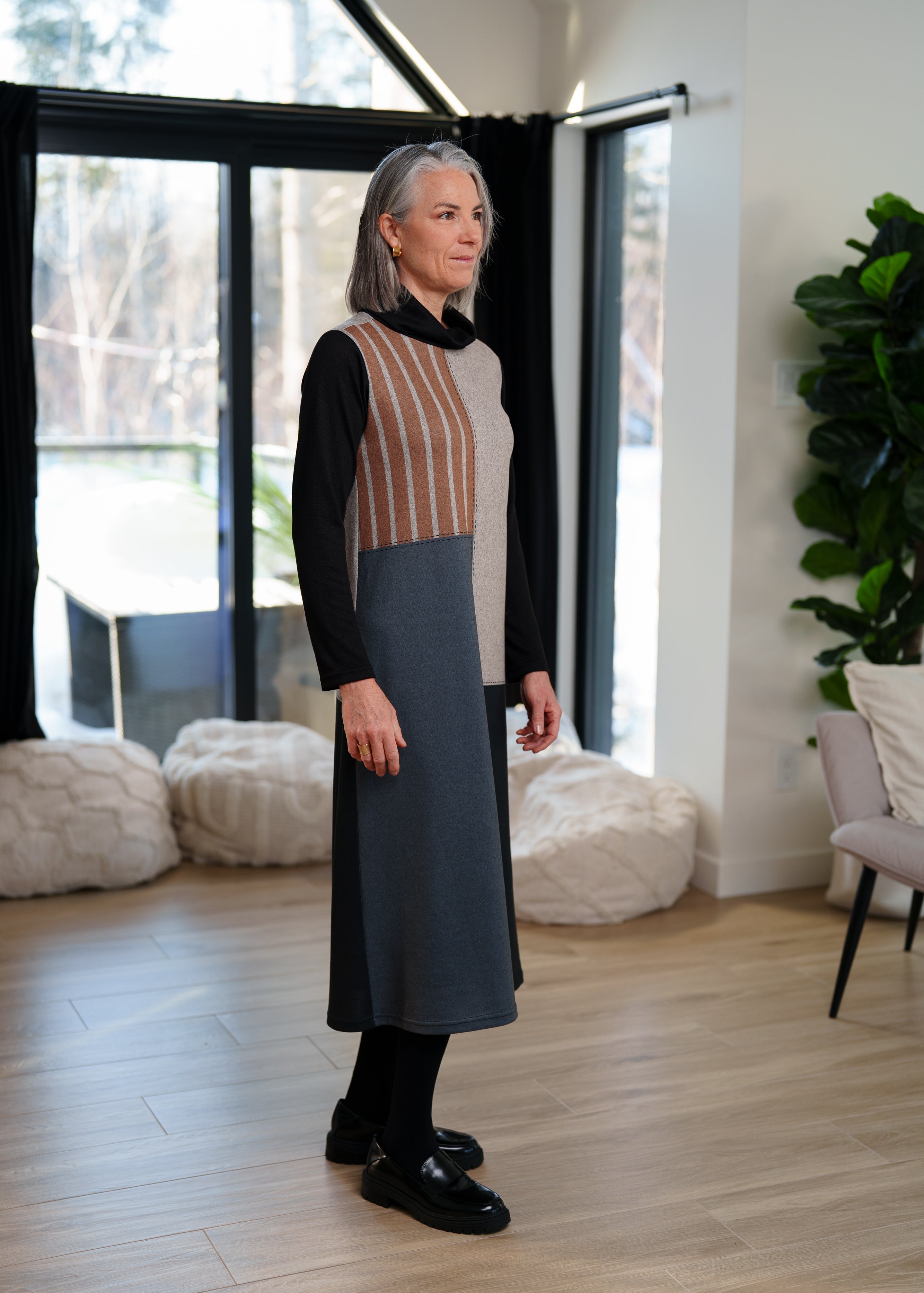 Robe_Bonaventure_noir-et-raye-3.jpg