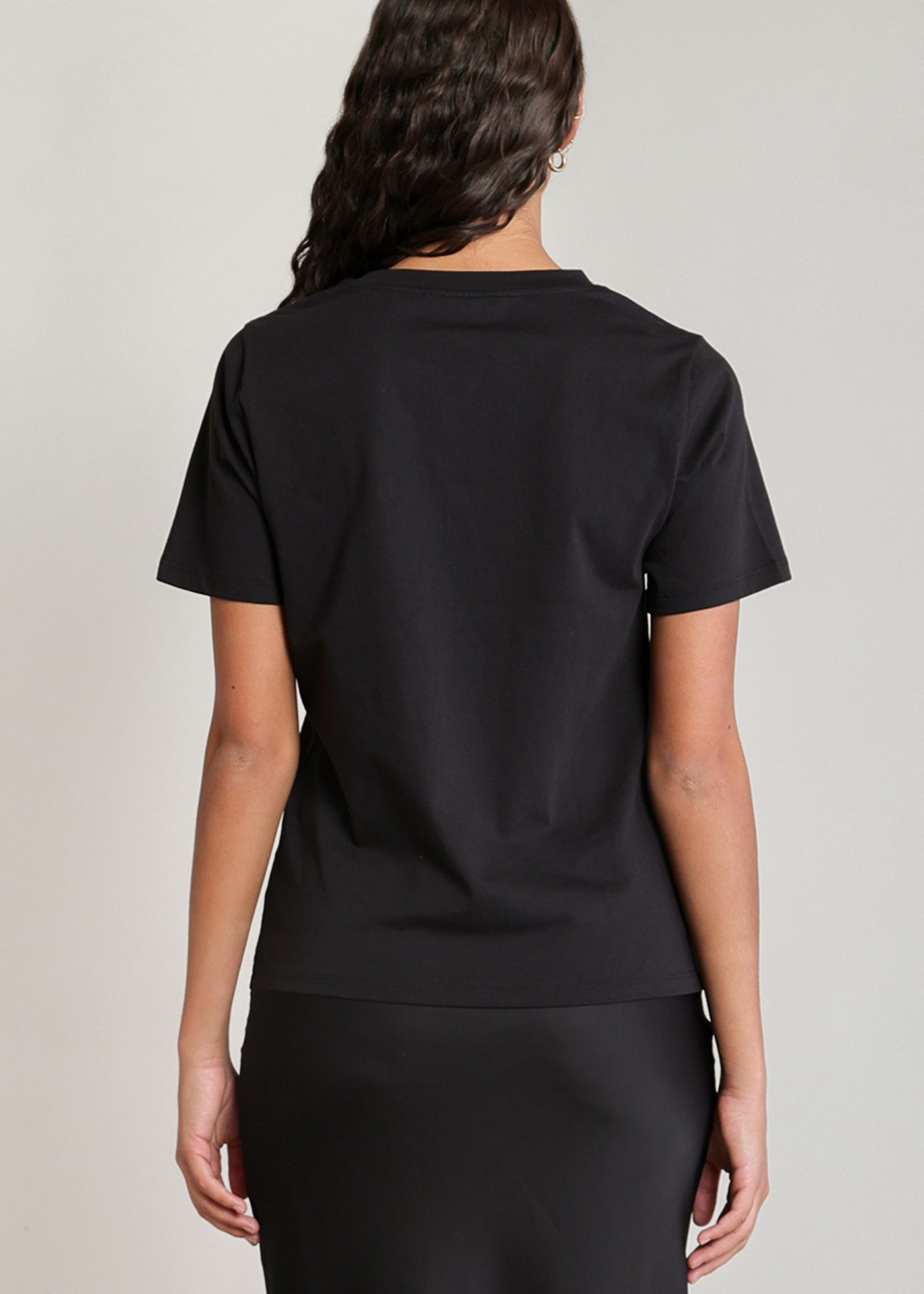 T-shirt noir à boucles brillantes argentées Dex pour femme