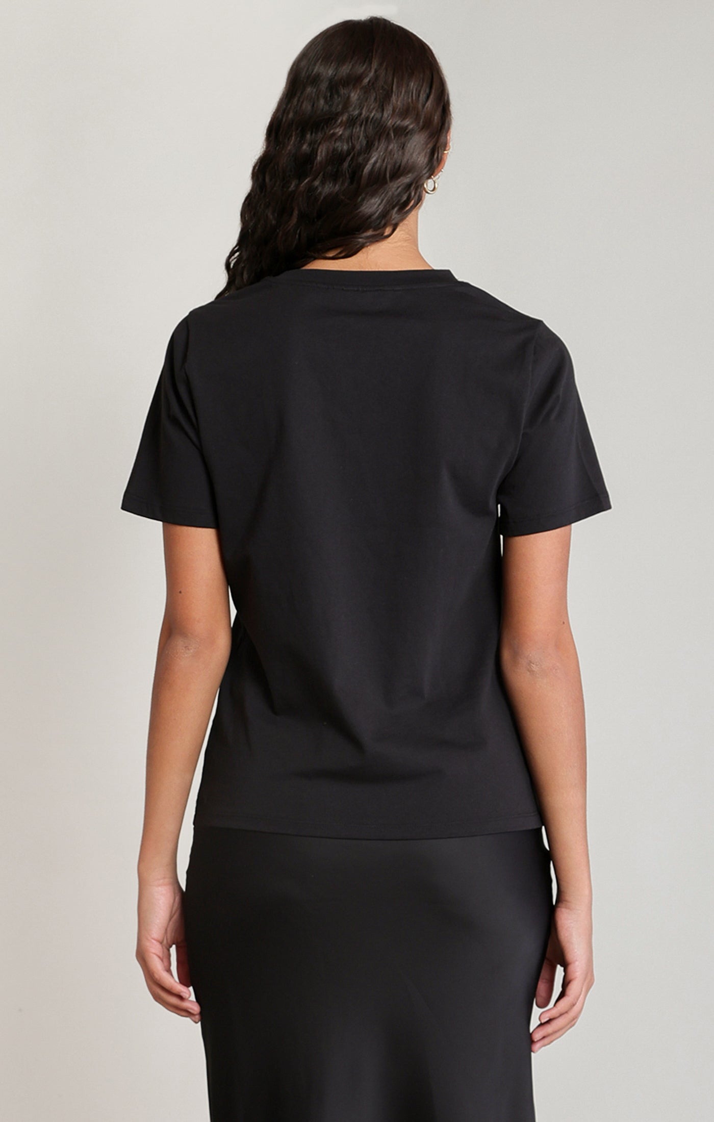 T-shirt noir à boucles brillantes argentées Dex pour femme