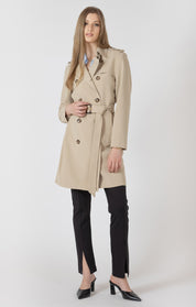 mperméable classique beige pour femme avec double boutonnage, style tendance et ceinture à la taille ajustable.