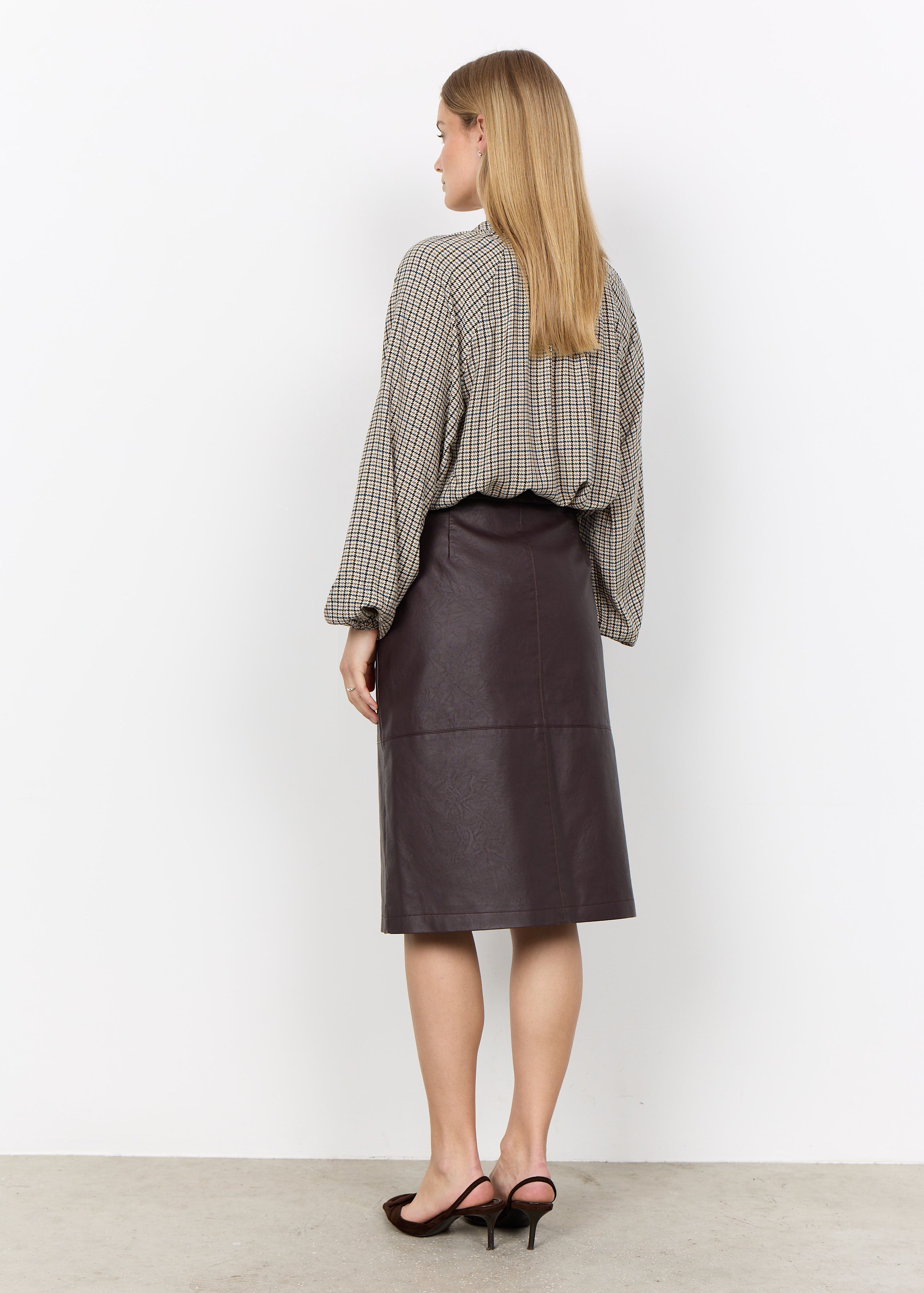 Blouse col V à carreaux avoine et brun Soya Concept pour femme