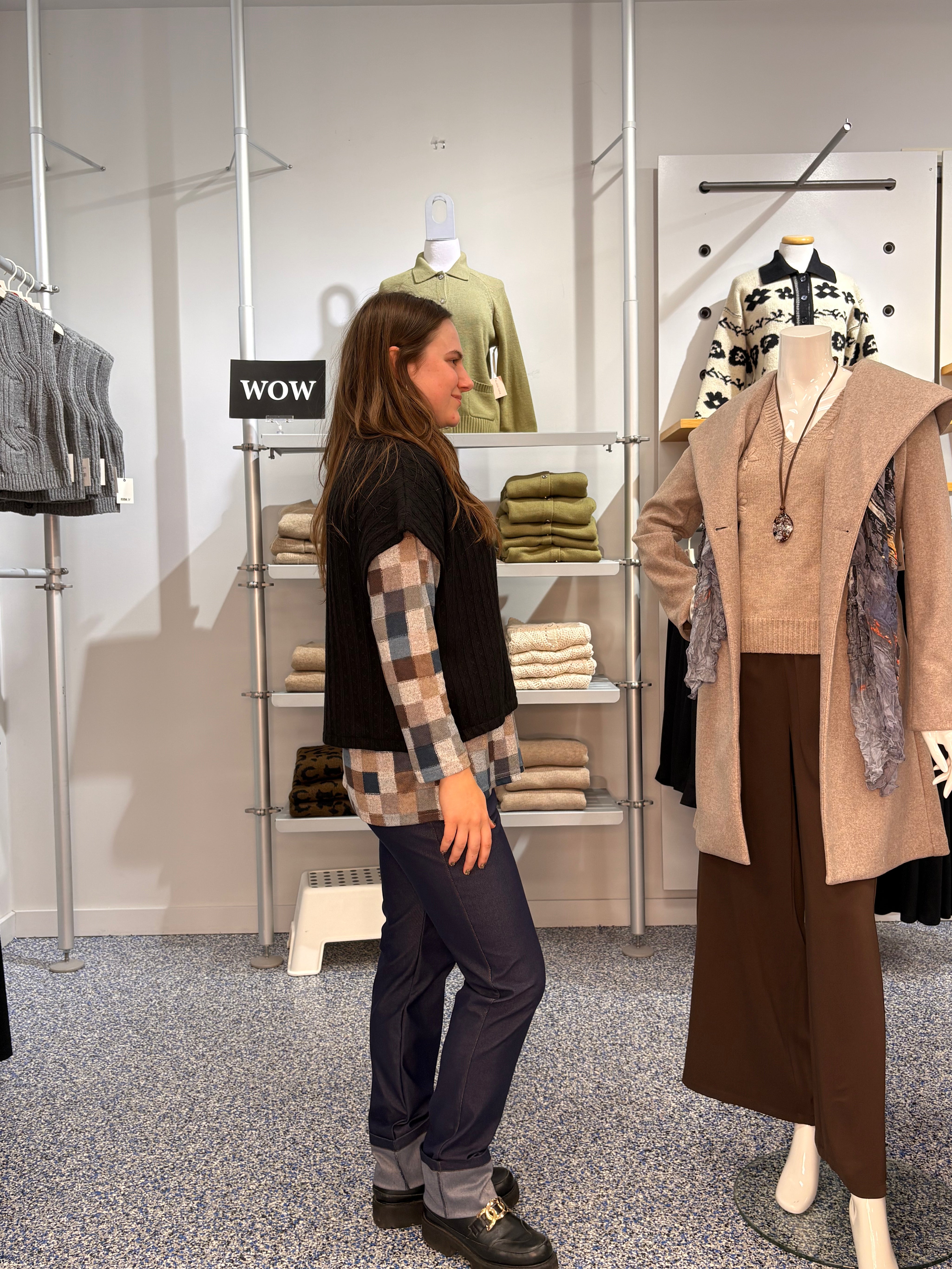 Boléro poncho en tricot noir Grandmont Rien ne se perd, tout se crée pour femme