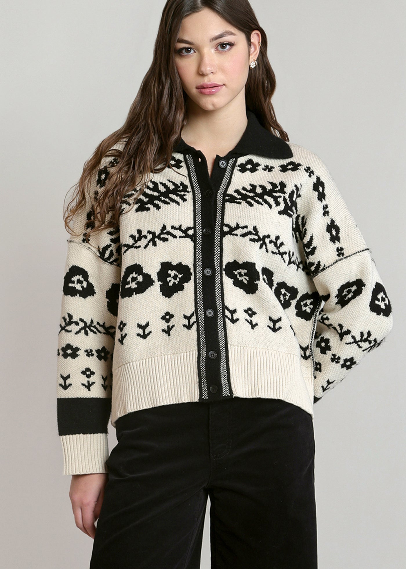 Cardigan jacquard fleuri ivoire et noir Dex pour femme
