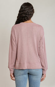 Chandail en tricot rose poudré à col V Dex pour femme
