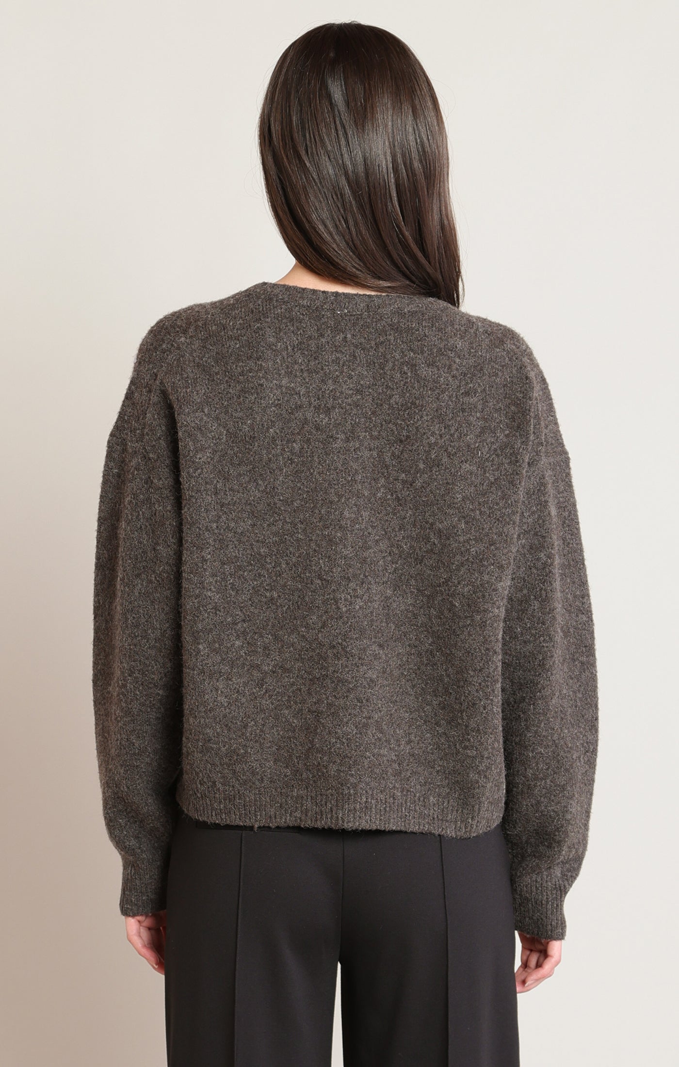 Chandail en tricot espresso chiné avec fleurs autour de l'encolure Black Tape pour femme